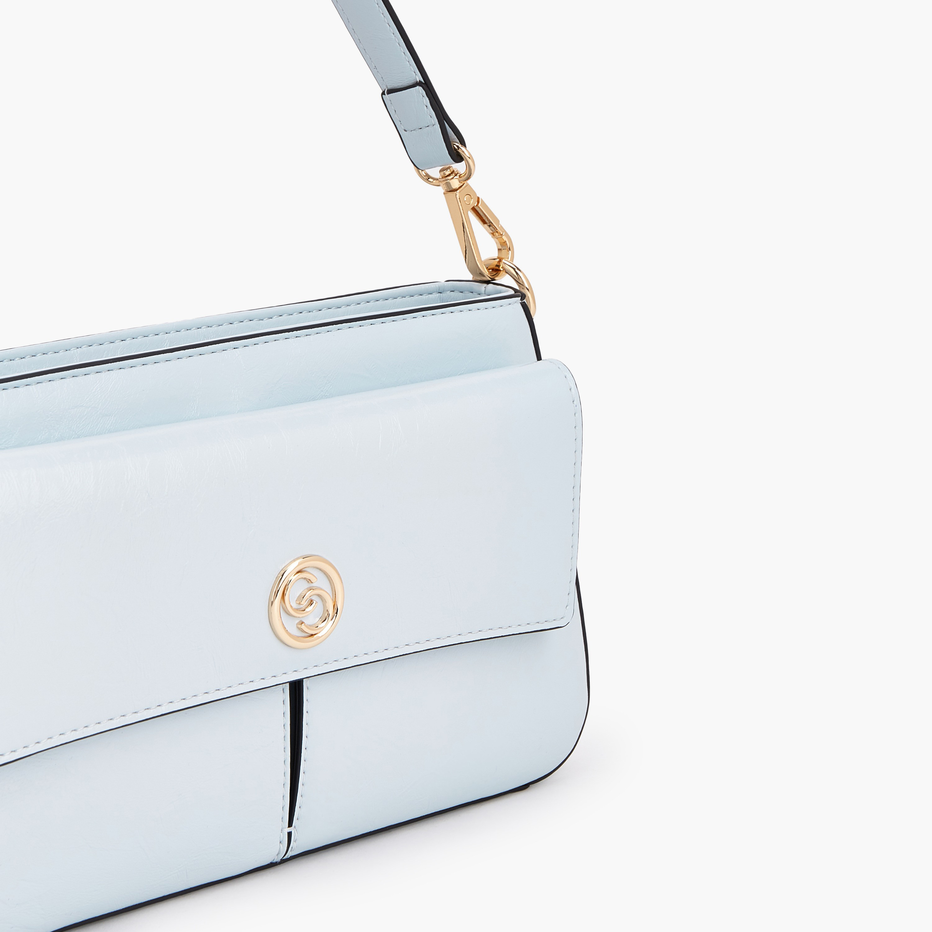 شنطة كروس بودي بحزام قابل للفصل وتفاصيل الشعار من سيليست-women-bagsandwallets-handbags-image-3