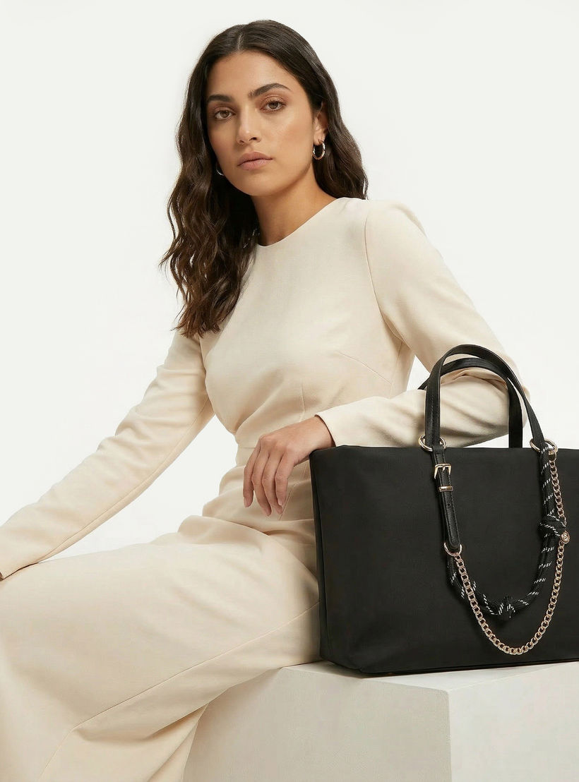 شنطة توتي بتفاصيل سلسلة ومقبض مزدوج من سيليست-women-bagsandwallets-handbags-image-2