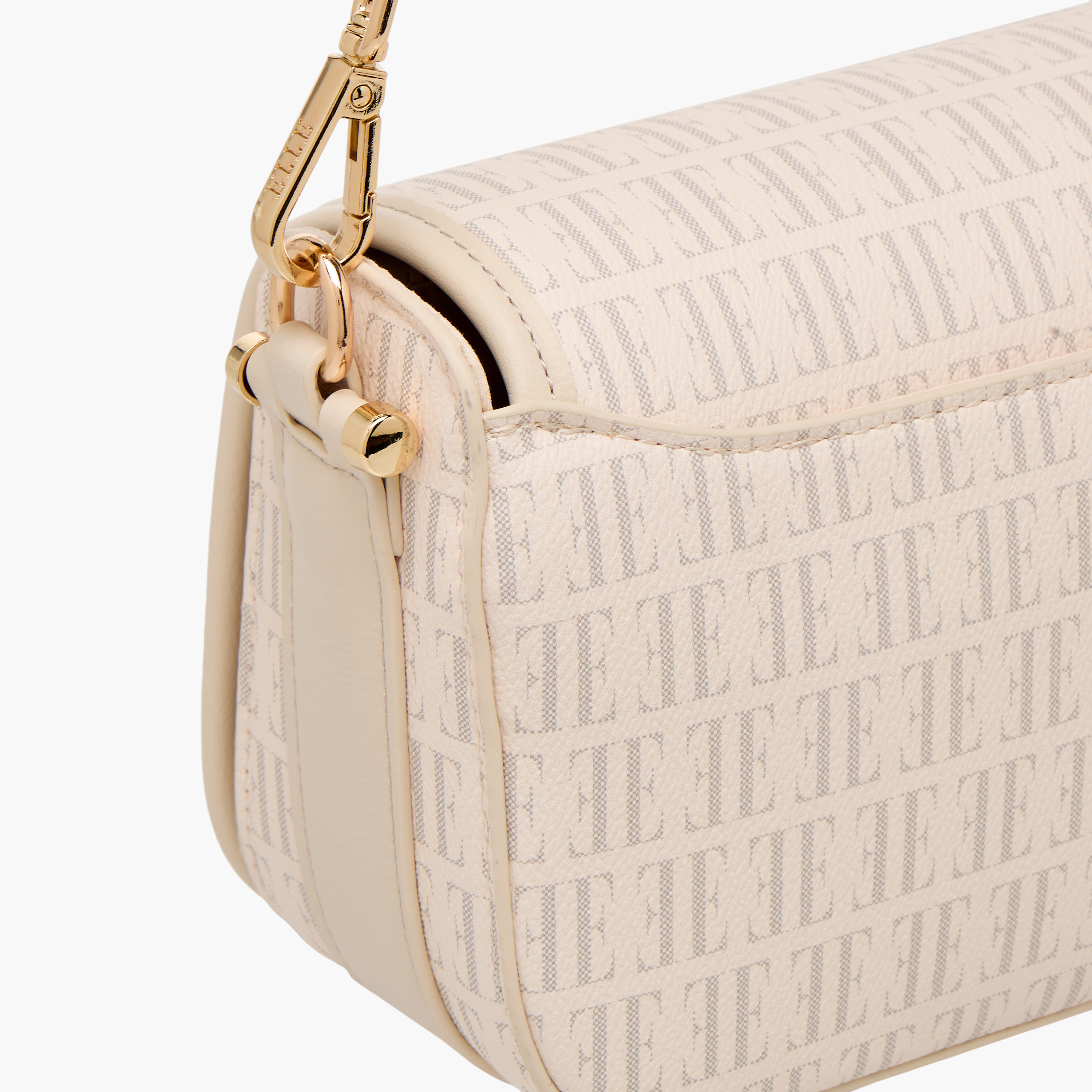 شنطة كروس بودي بطبعات مونوجرام وحزام قابل للفصل من إيل-women-bagsandwallets-handbags-image-5