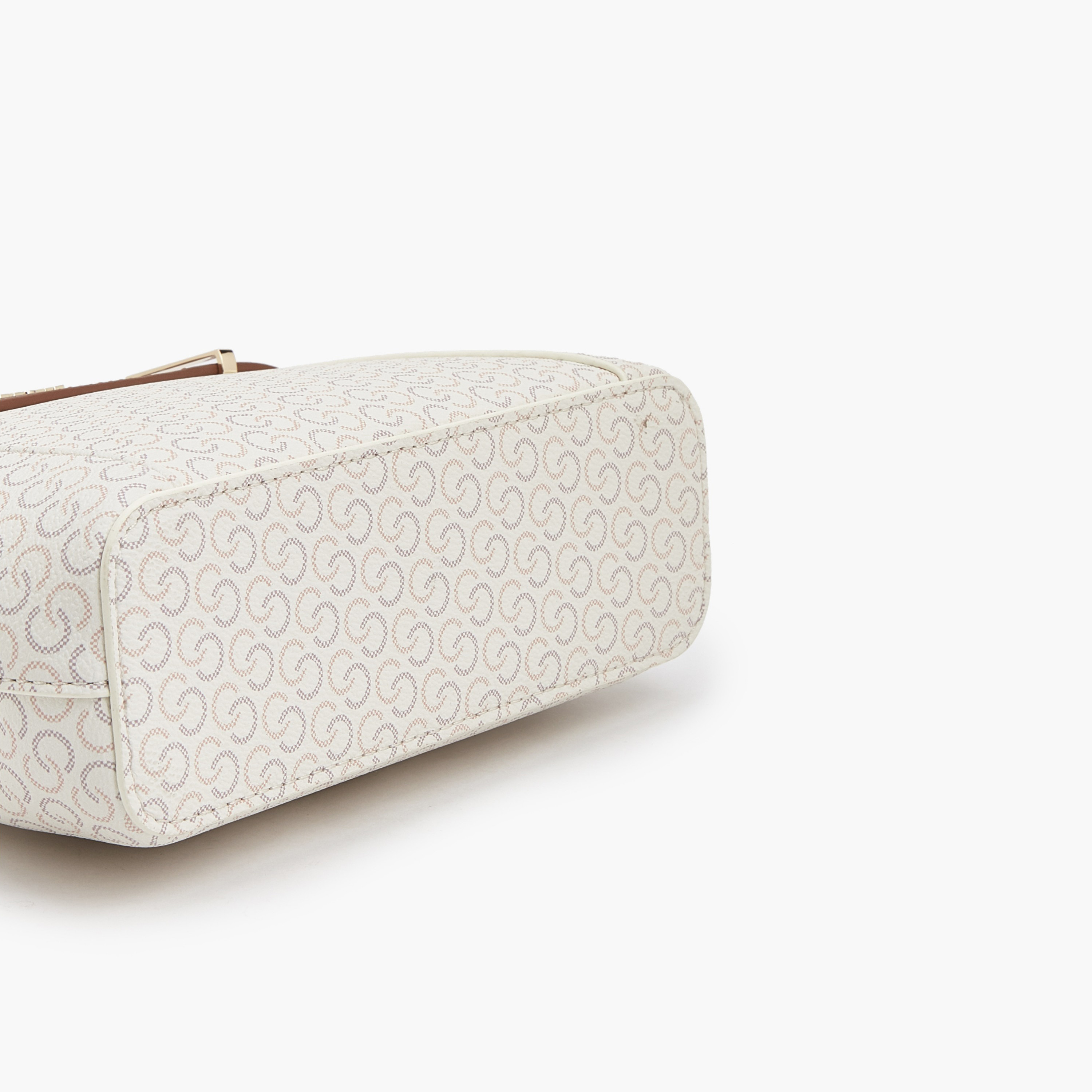 شنطة ساتشيل بارزة الملمس بحزام قابل للفصل من سيليست-women-bagsandwallets-handbags-image-7