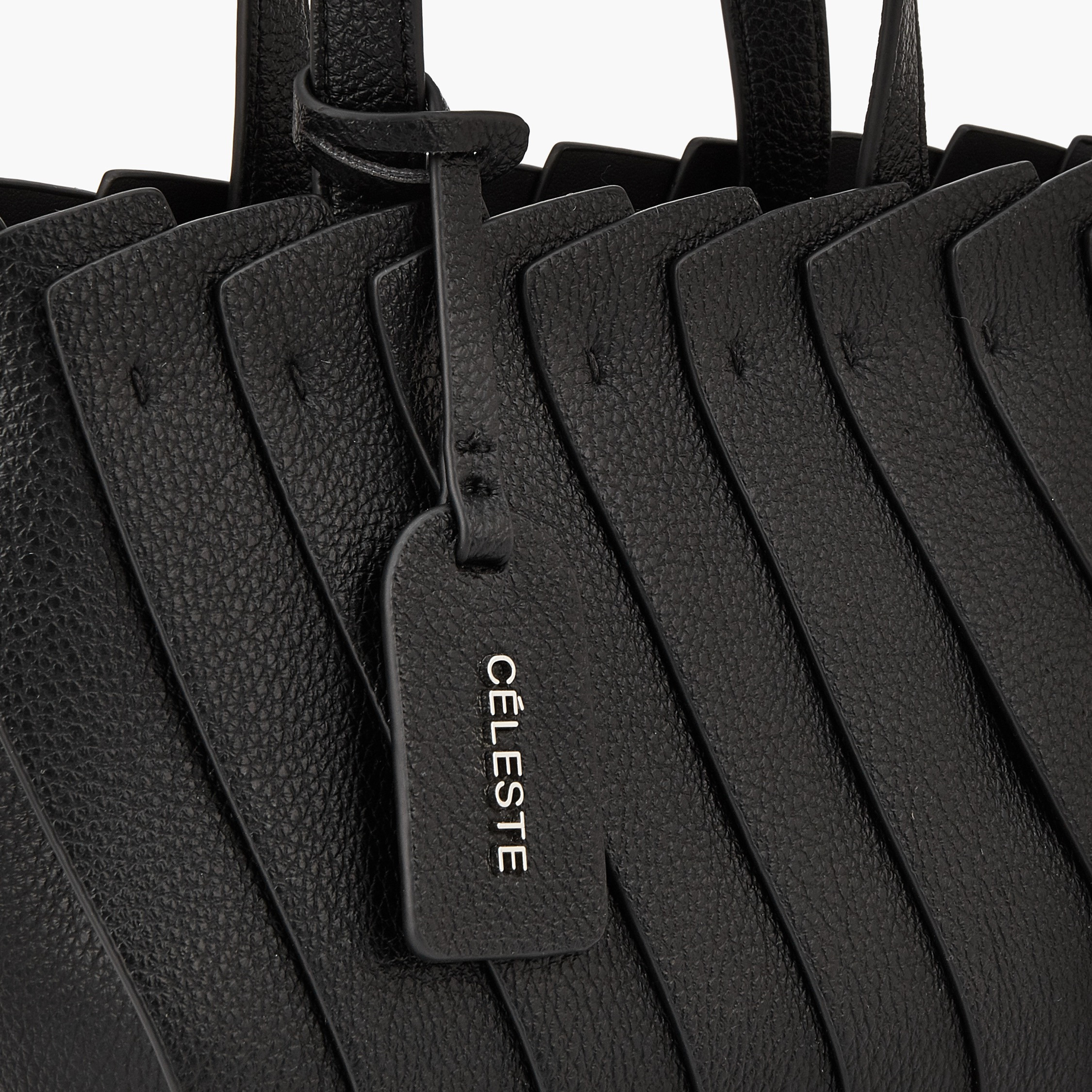 شنطة توتي بارزة الملمس بحزام قابل للتعديل من سيليست-women-bagsandwallets-handbags-image-3