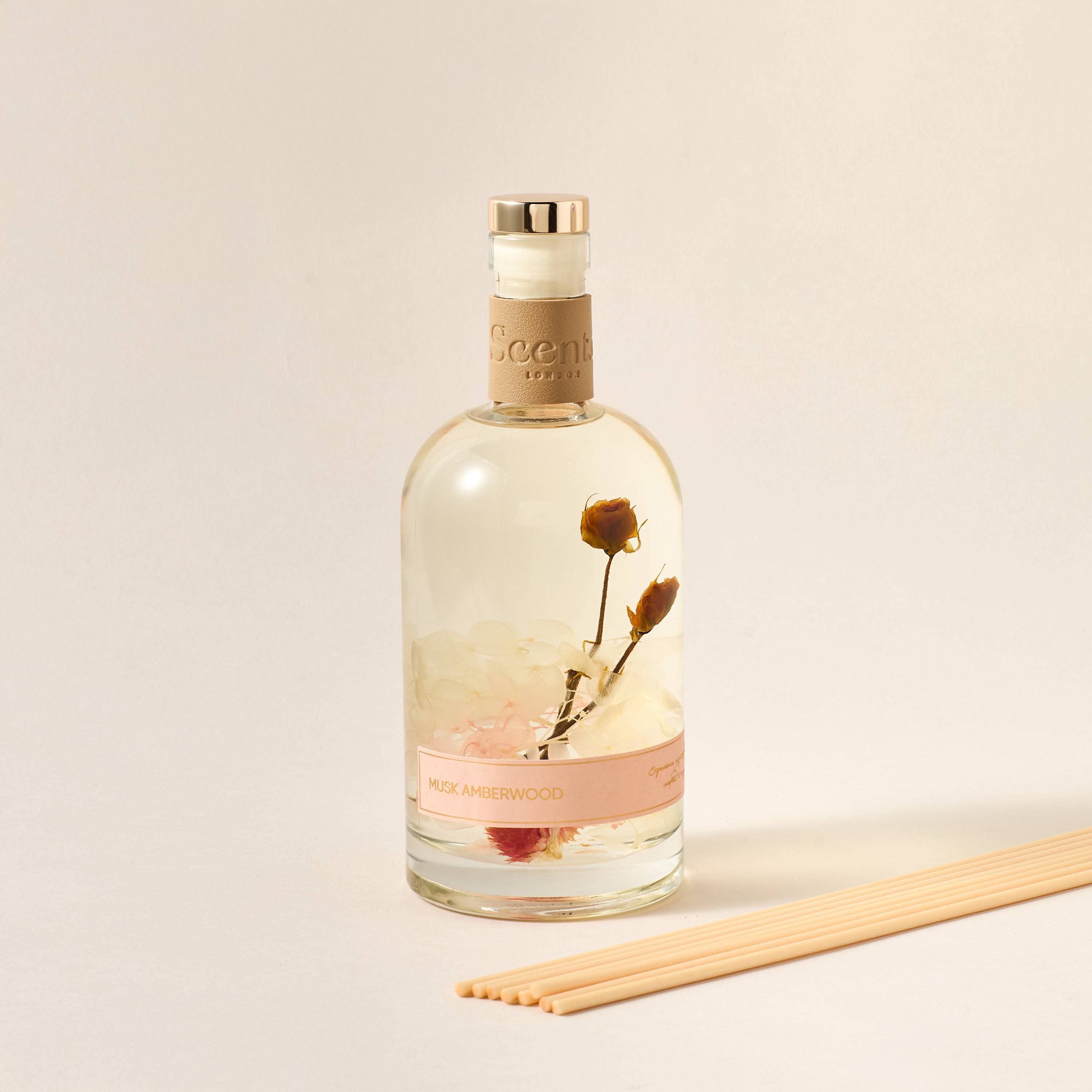 Scent.d London Musk Amberwood Reed Diffuser - 500 ml-household-homefragrance-reeddiffusers-image-3