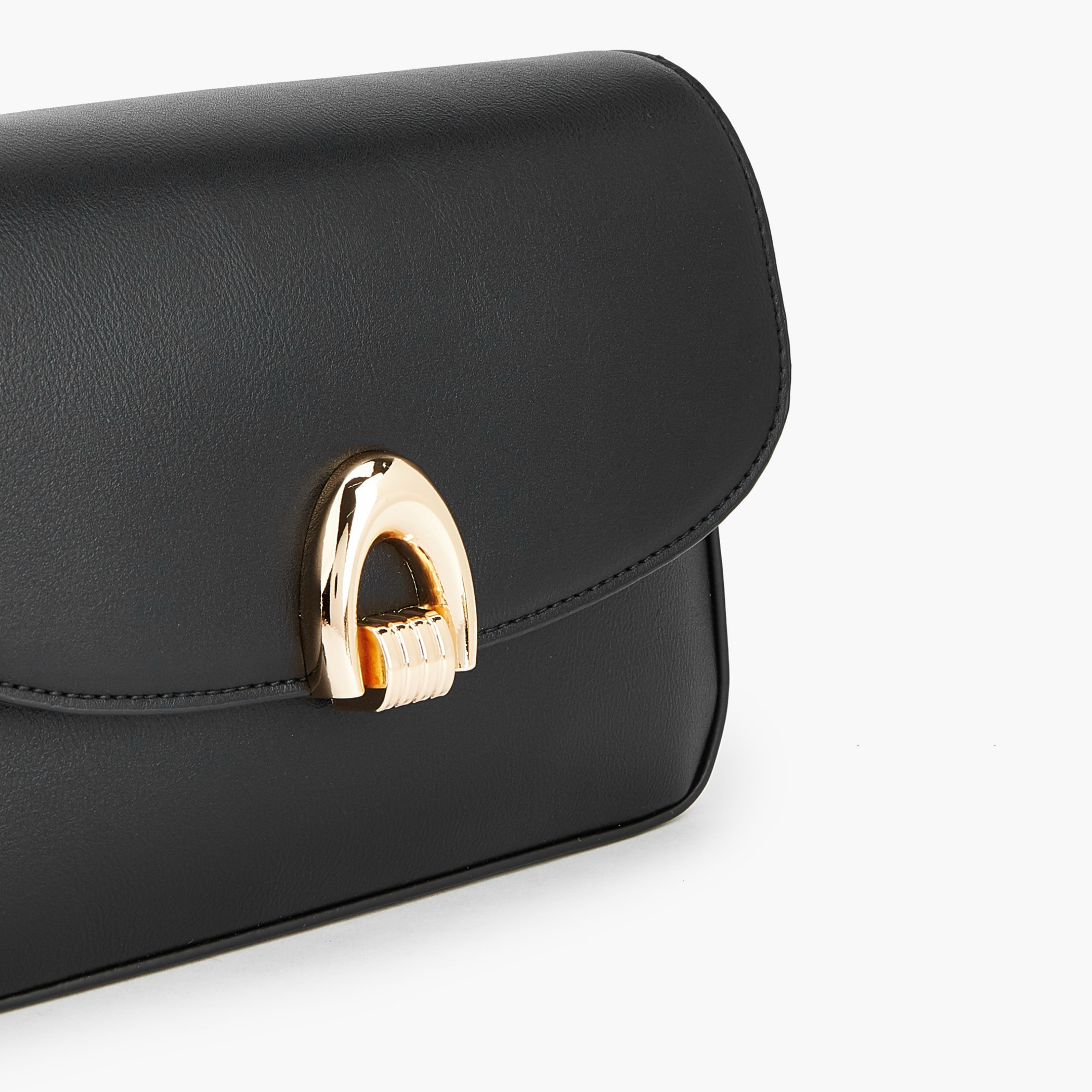Paprika Solid Crossbody Bag with Adjustable Strap-women-bagsandwallets-handbags-image-5