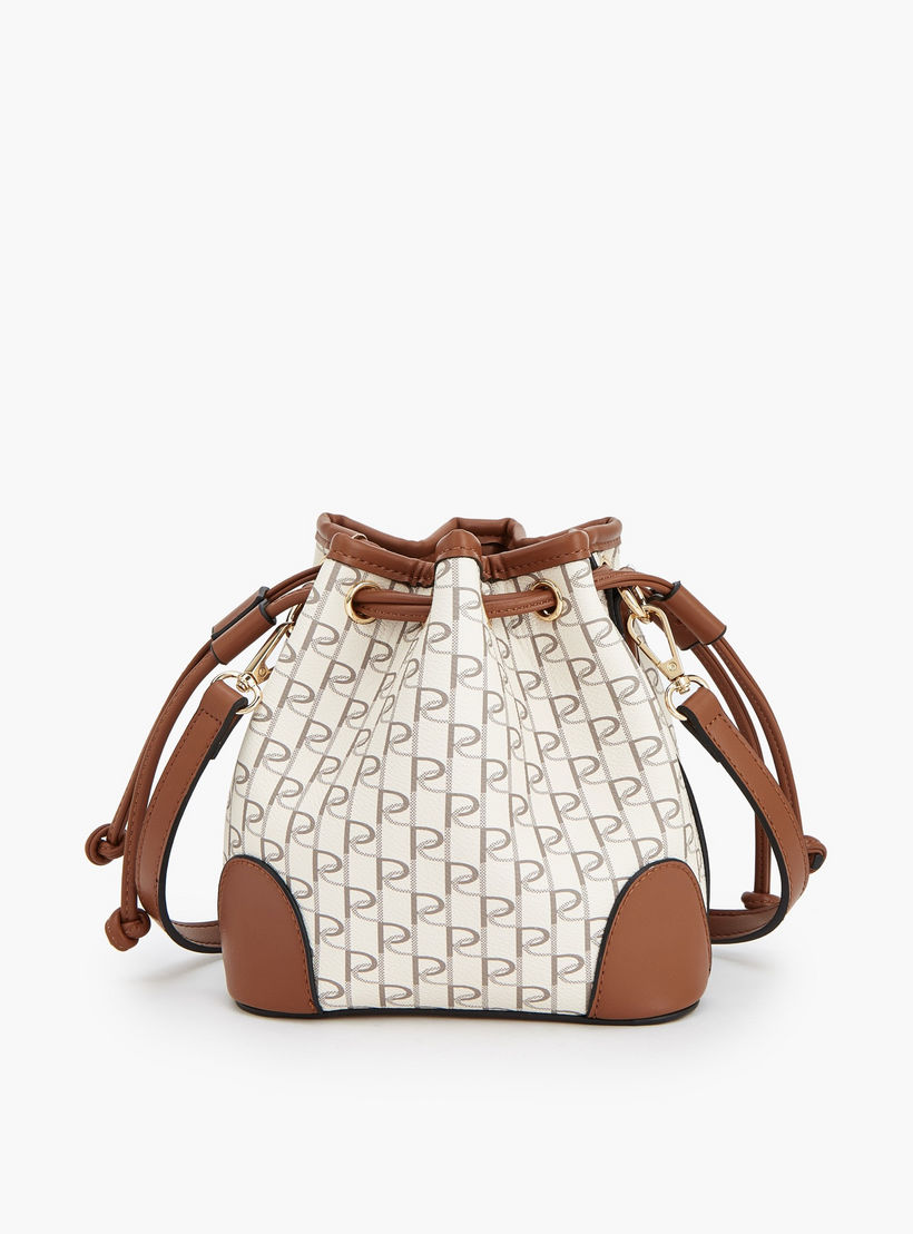 شنطة دلو برباط إغلاق وطبعات مونوجرام من بابريكا-women-bagsandwallets-handbags-image-6