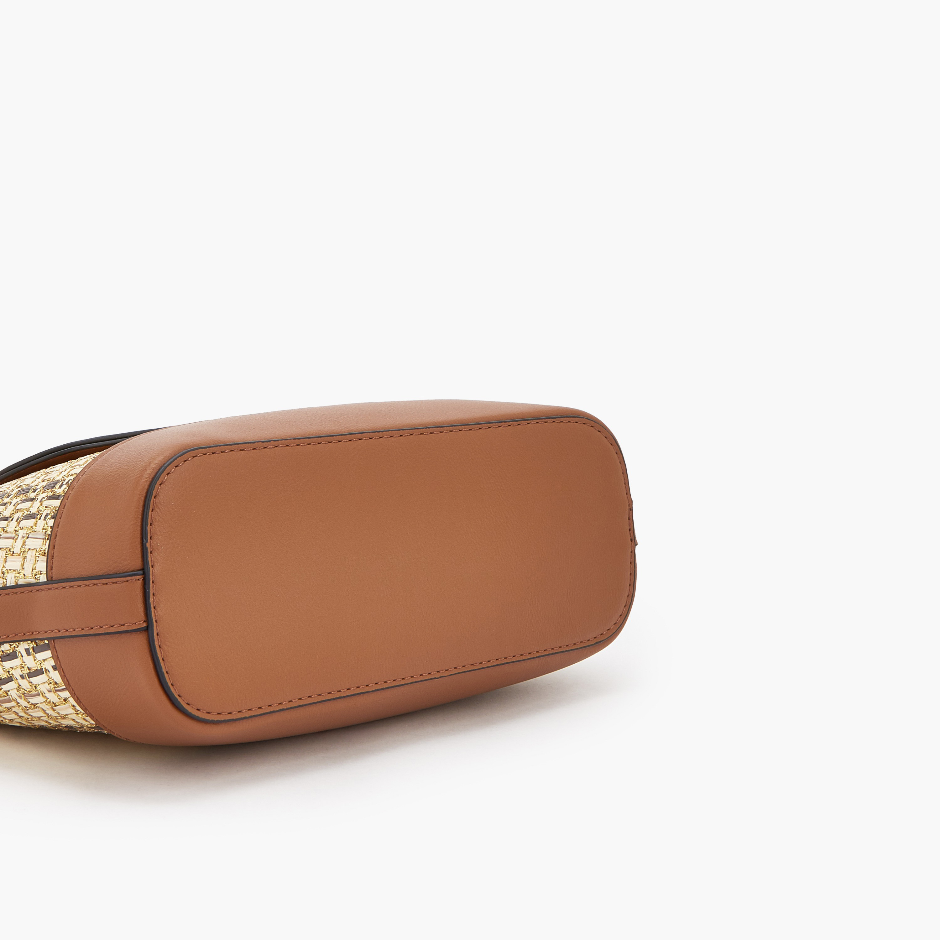 شنطة توتي بارزة الملمس بمقبض سلسلة من سيليست-women-bagsandwallets-handbags-image-5