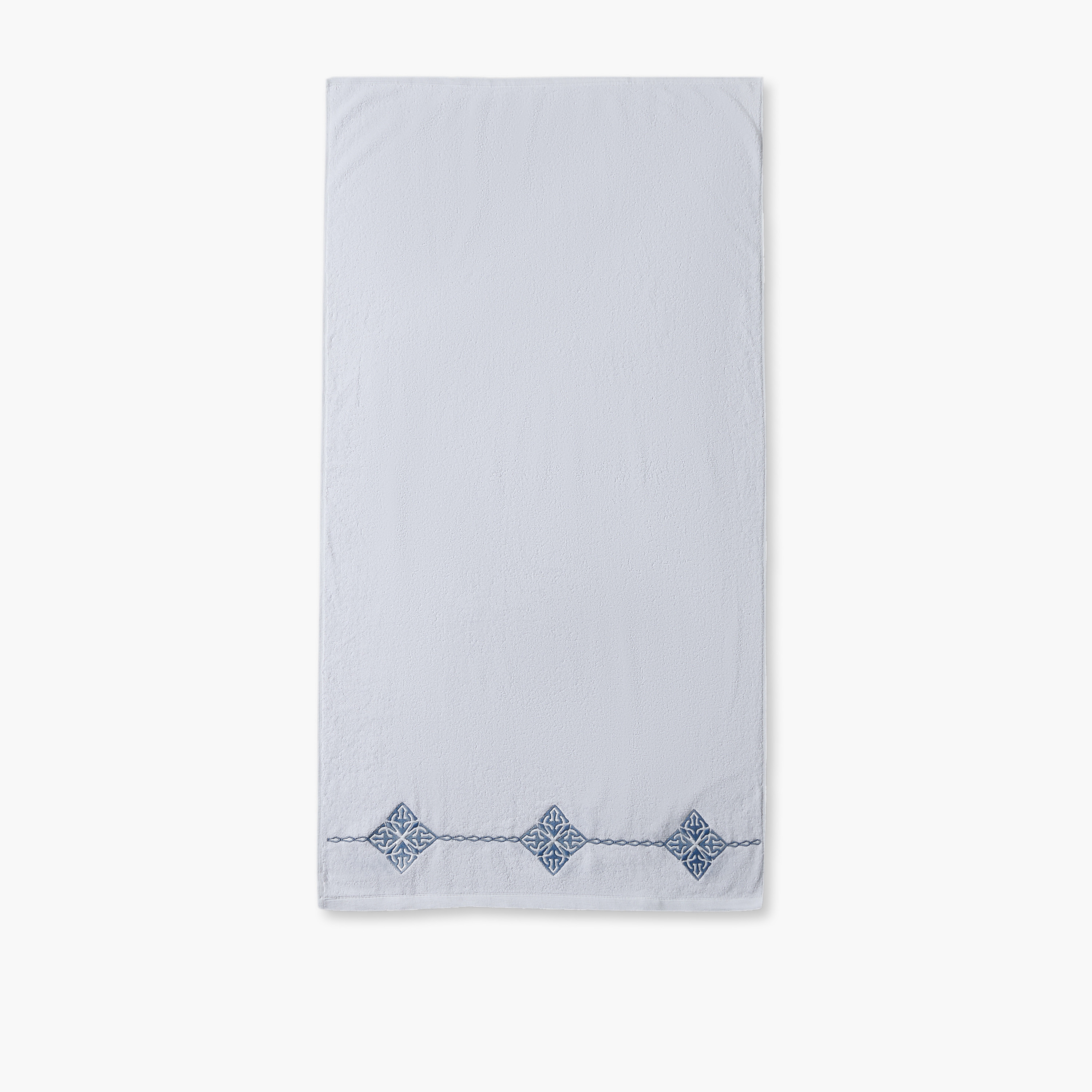 Zarqa Embroidered Bath Towel - 70x140 cm-household-bathandlaundry-bathlinen-towels-image-1
