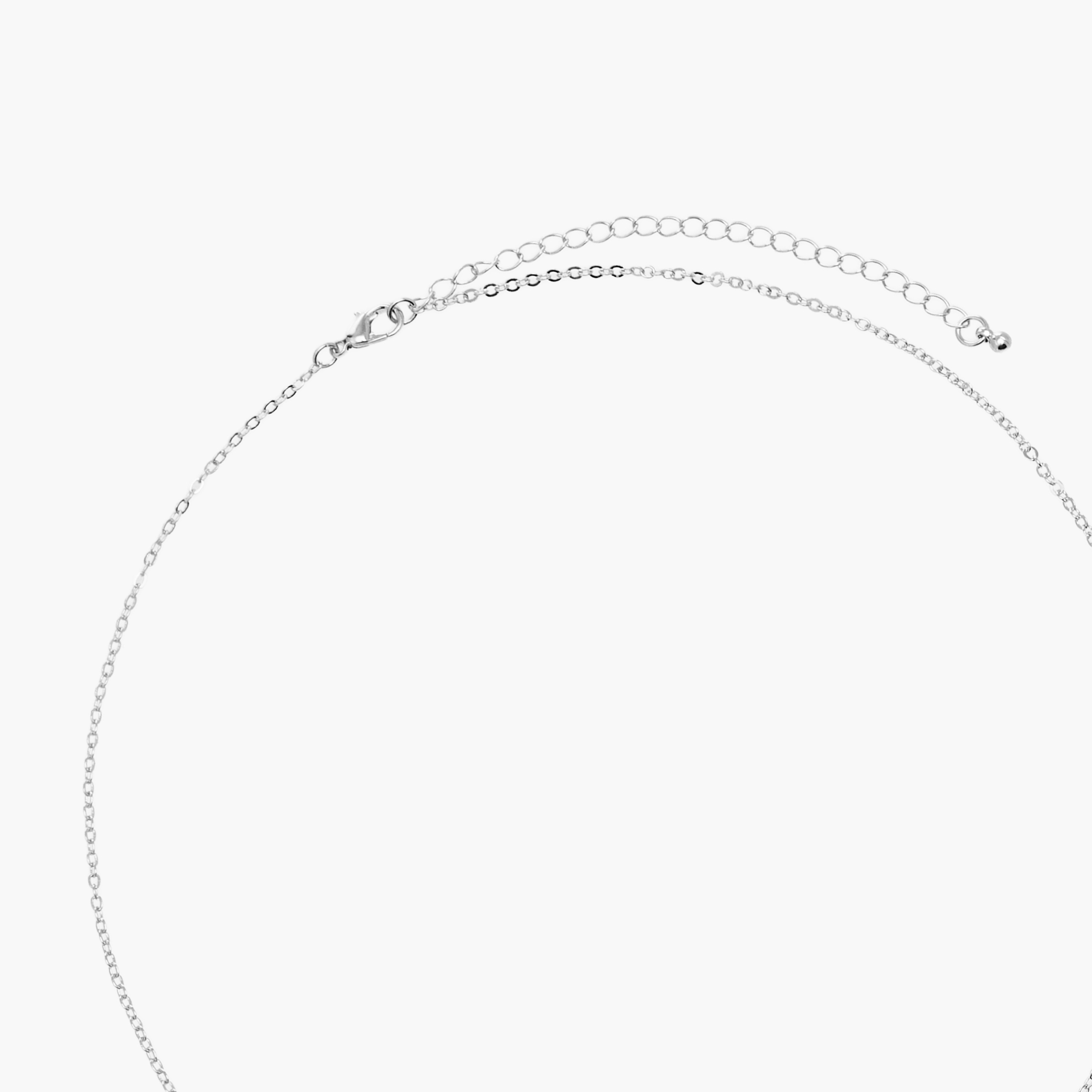 عقد بلون فضي ودلاية فراشة ومشبك إغلاق-women-watchesandjewellery-jewellery-necklacesandpendants-image-3