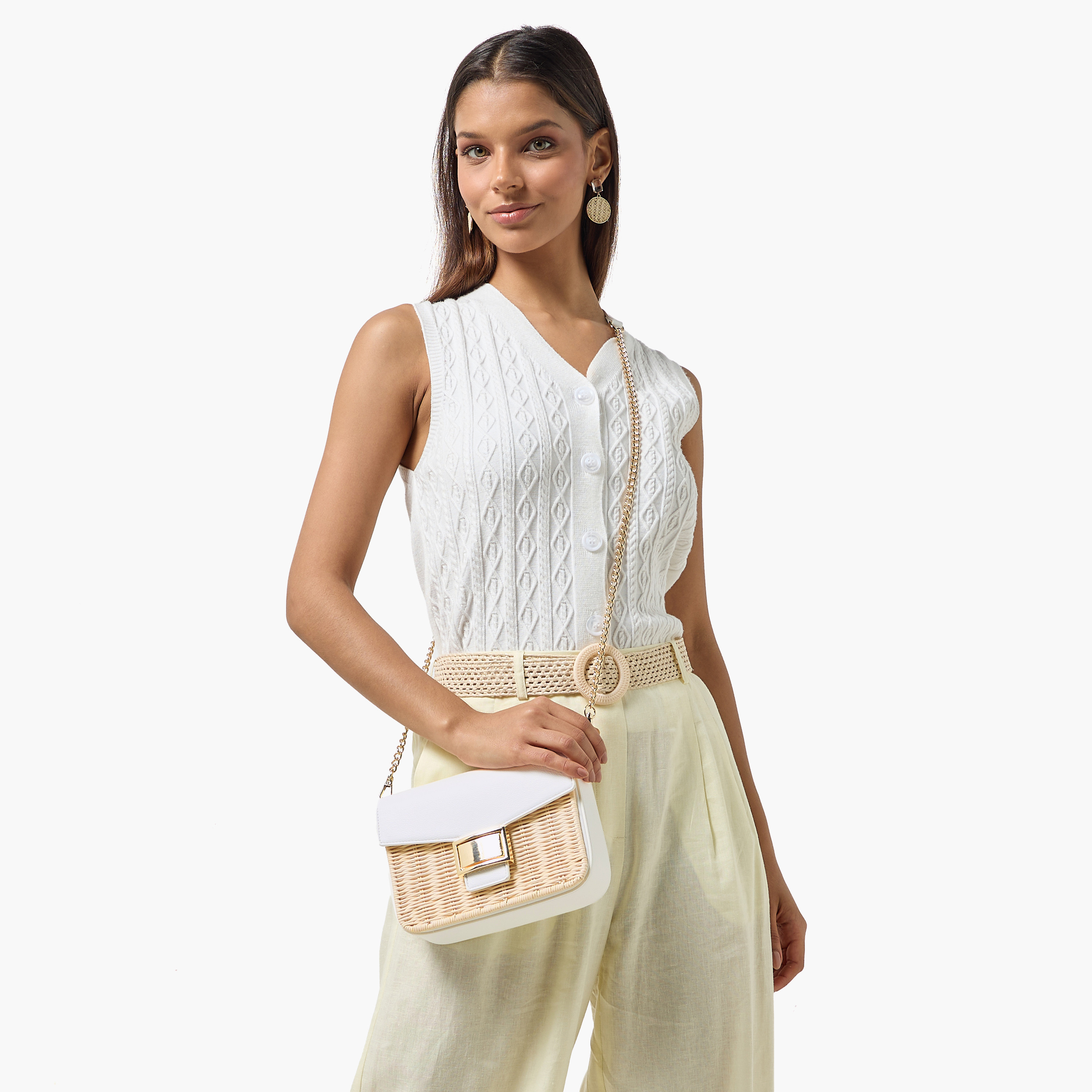 شنطة كروس بودي بملمس مموج بارز وحزام سلسلة من ساشا-women-bagsandwallets-handbags-image-2