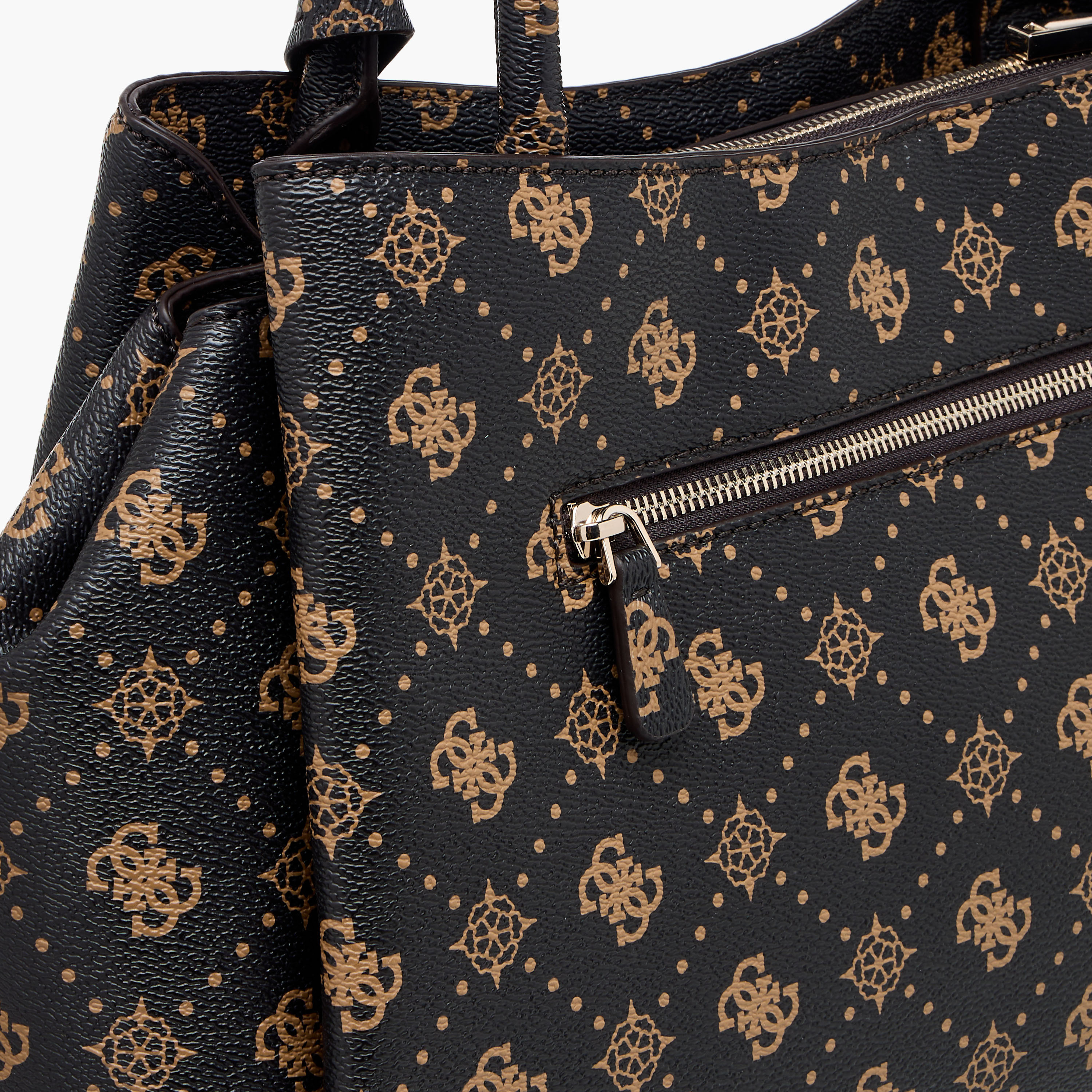 شنطة كتف بسحاب إغلاق وطبعات مونوجرام كاري من جيس-women-bagsandwallets-handbags-image-6