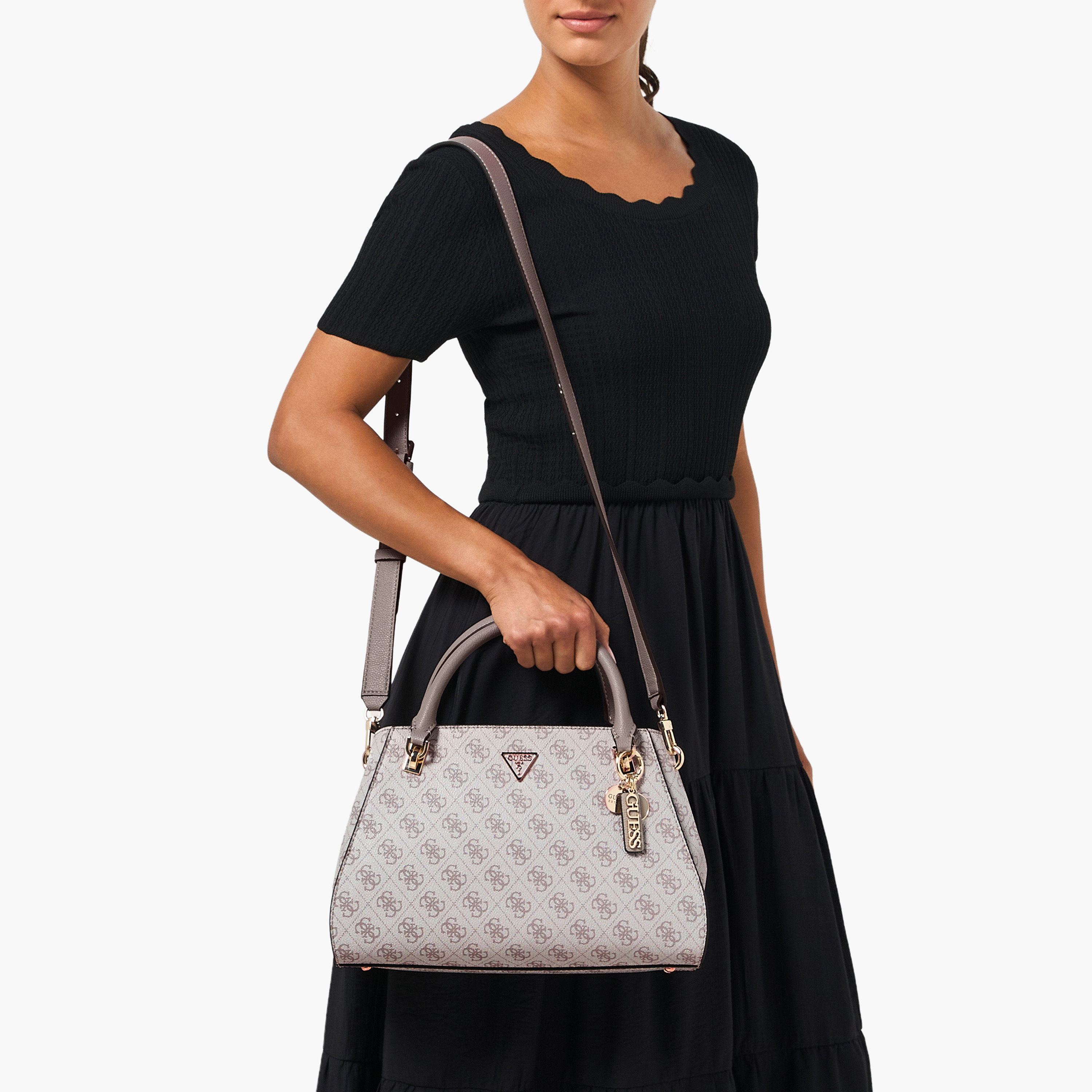 شنطة توتي بطبعات مونوجرام بمقابض مزدوجة نوال II من جيس-women-bagsandwallets-handbags-image-8