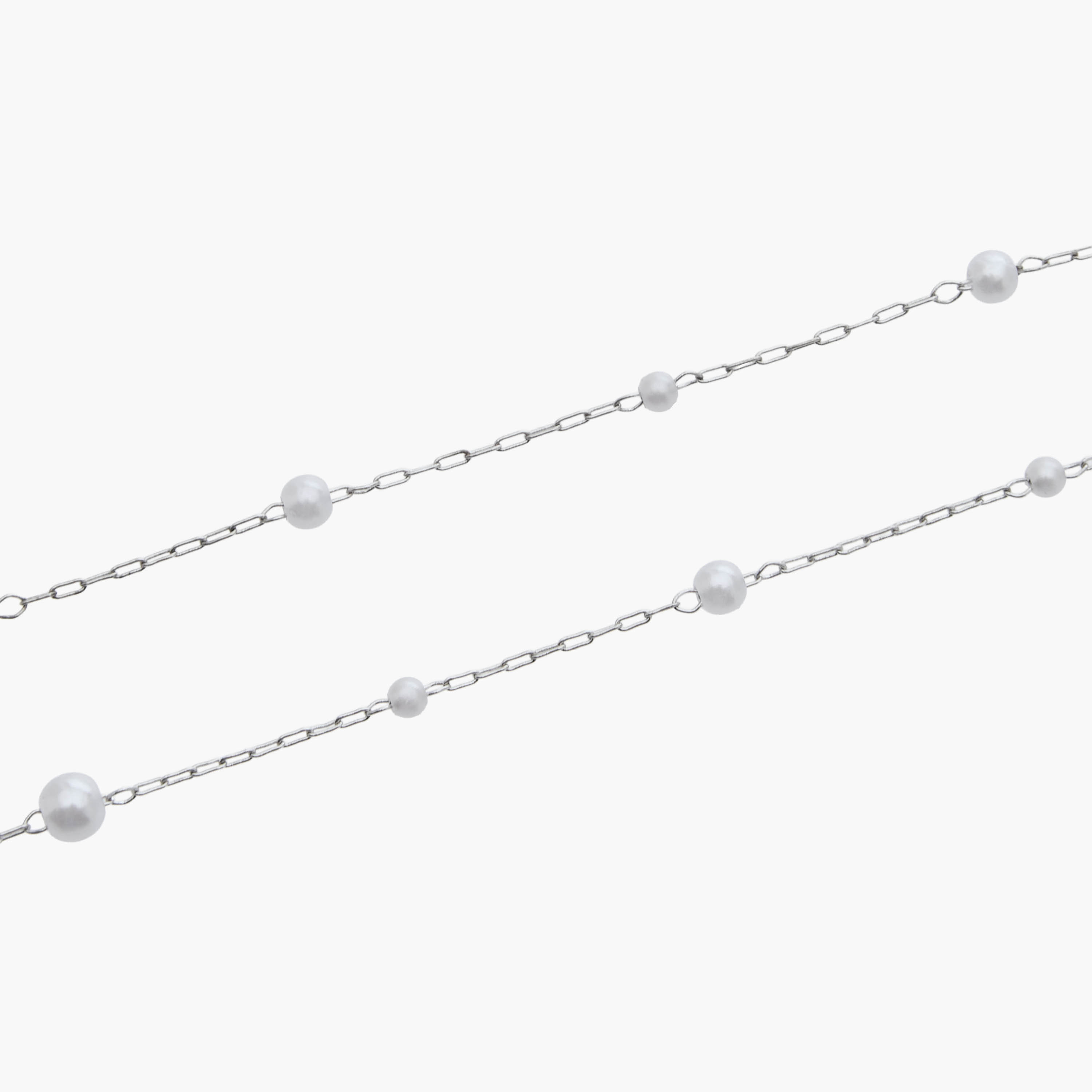 أعقاد فضية اللون بتفاصيل لؤلؤ - طقم من قطعتين-women-watchesandjewellery-jewellery-necklacesandpendants-image-6