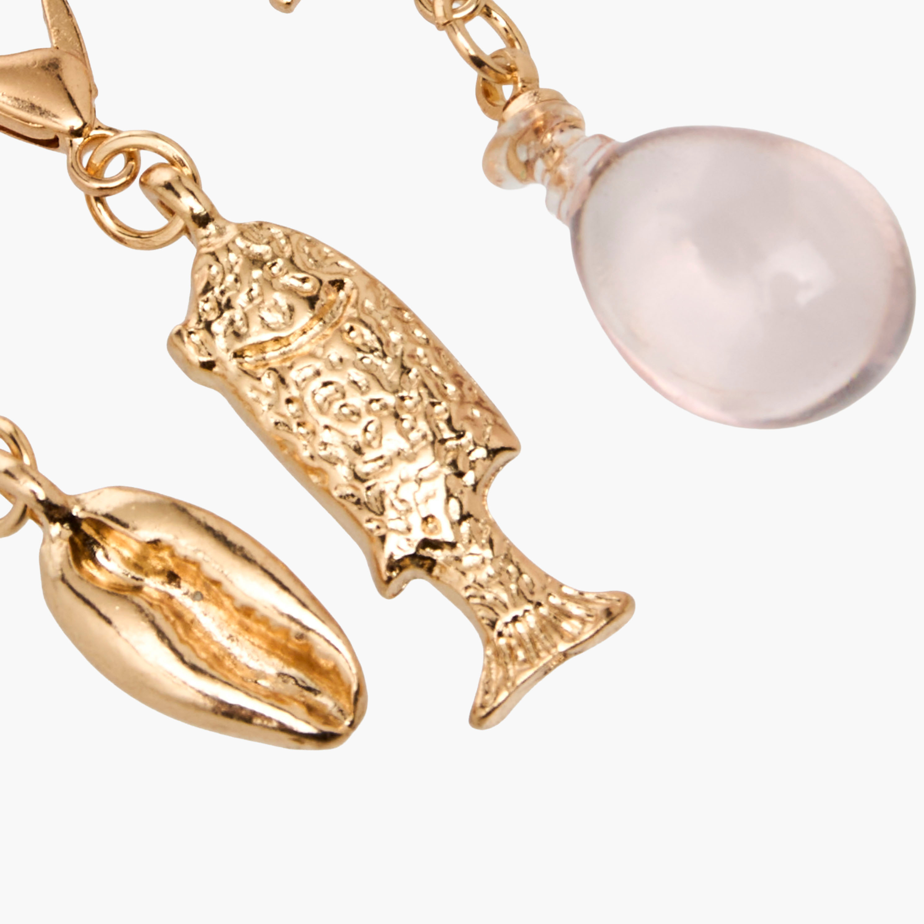 دلايات بلون ذهبي ومشبك لوبستر - طقم 3 قطع-women-watchesandjewellery-jewellery-necklacesandpendants-image-5