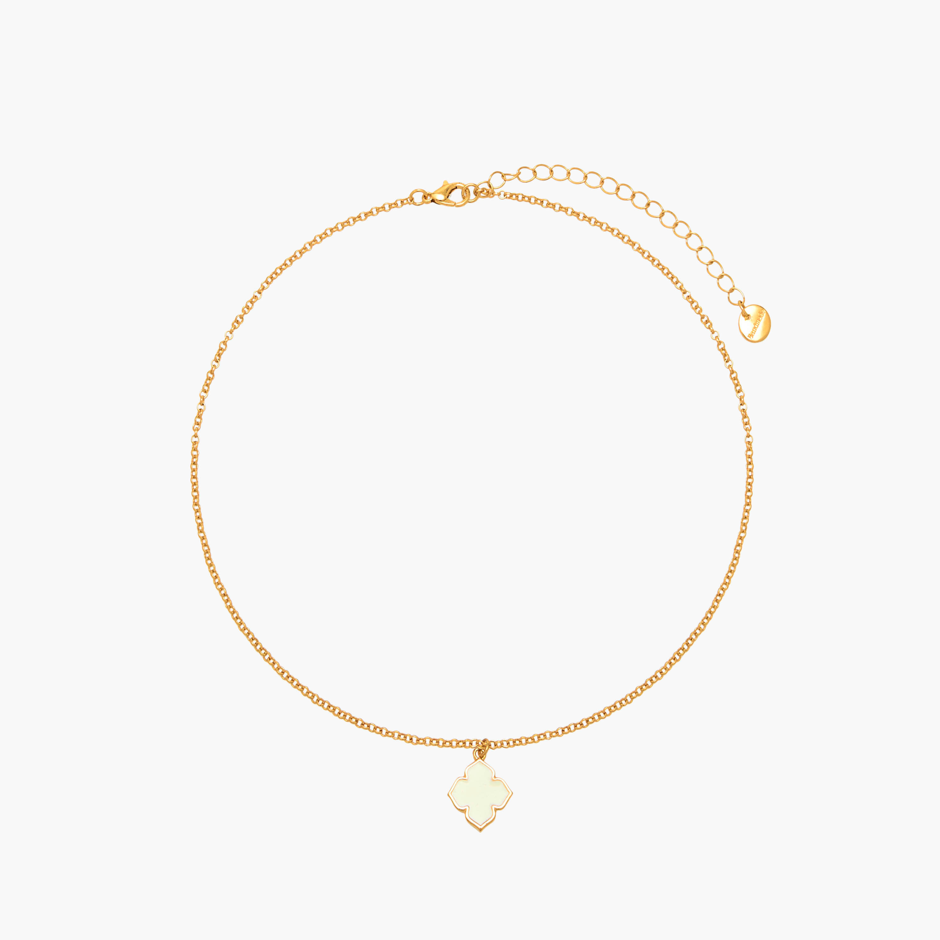 عقد بلون ذهبي بدلاية بشكل ورقة برسيم-women-watchesandjewellery-jewellery-necklacesandpendants-image-1