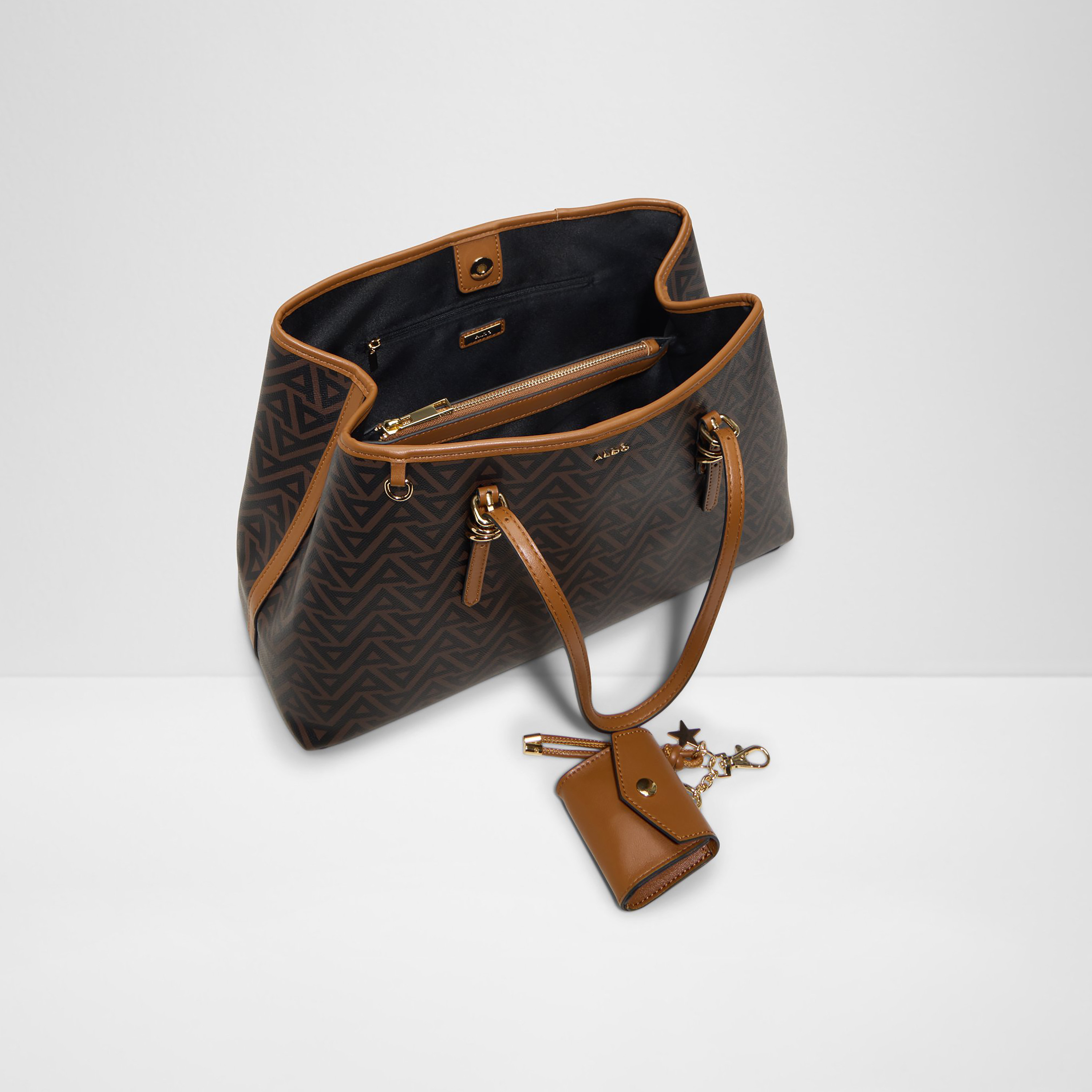 حقيبة يد وحقيبة صغيرة من ألدو إيسيدرا مونوجرام بمقبضين وإغلاق مغناطيسي-women-bagsandwallets-handbags-image-3