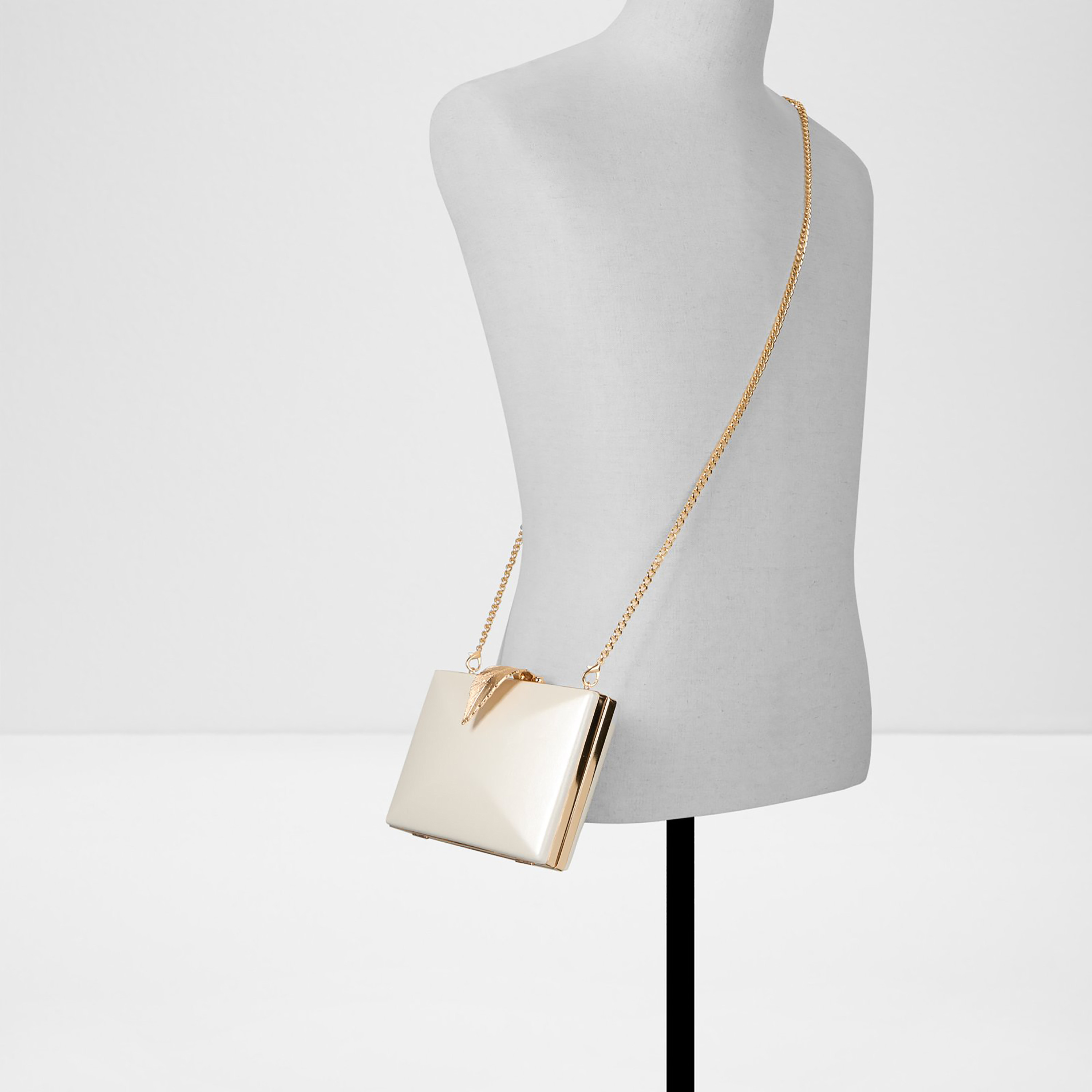 Aldo Layali Plain Clutch with Magnetic Closure and Non-Detachable Strap-women-bagsandwallets-handbags-image-4