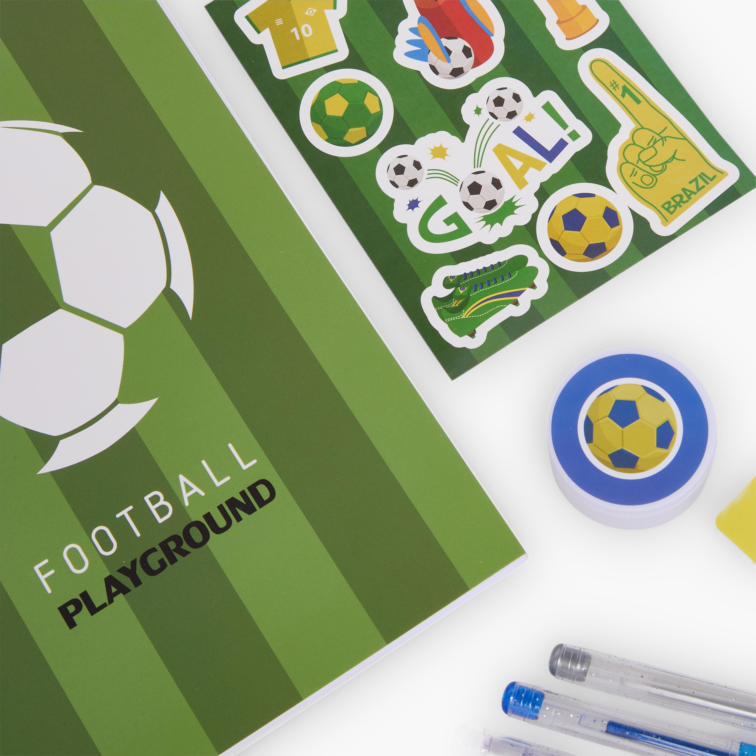 طقم قرطاسية بطبعات كرة قدم مع دفتر وأقلام وملصقات وممحاة من فايندز - 17 قطعة-school-stationery-sets-image-6