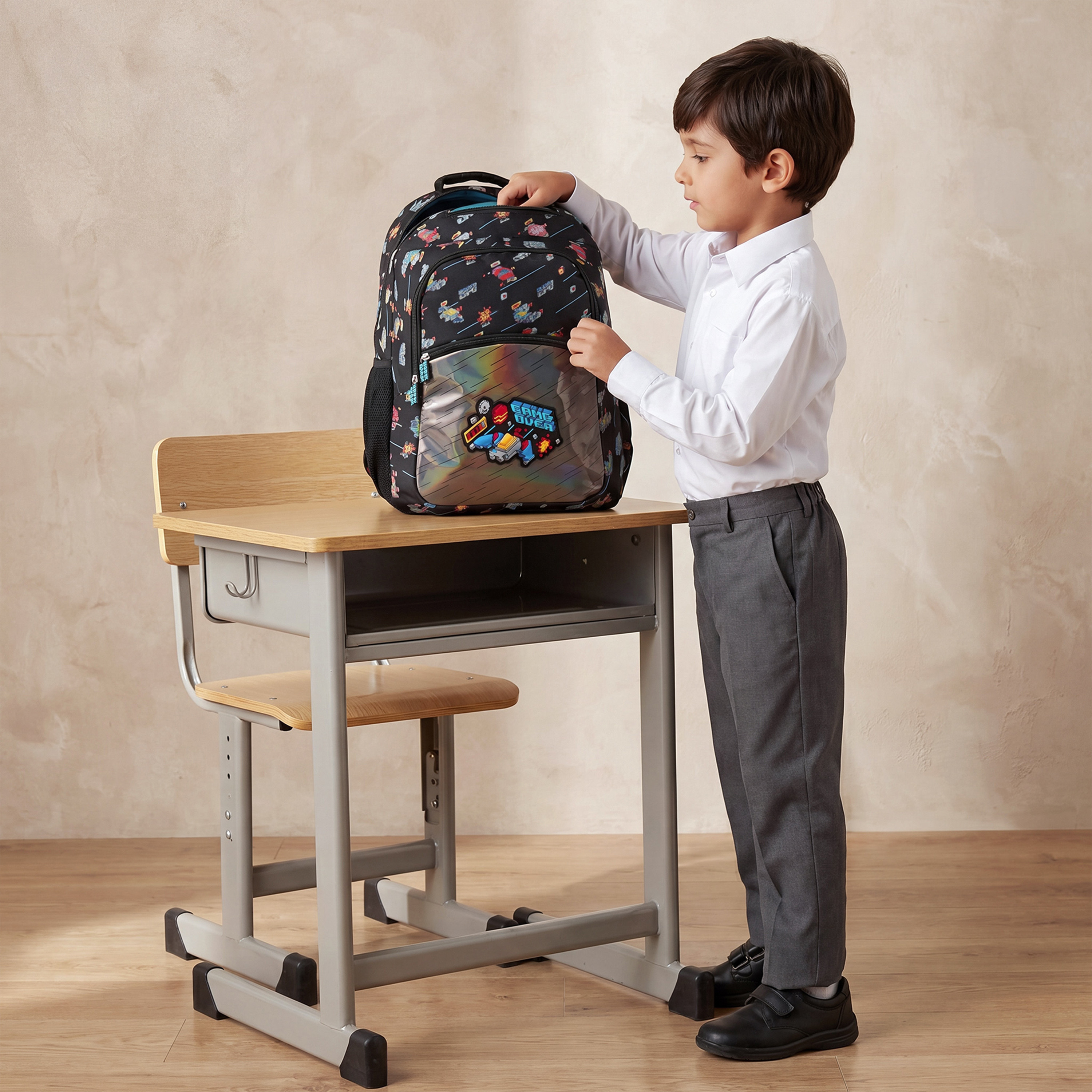 شنطة ظهر بطبعة ألعاب للأولاد من 8-13 سنة مع أحزمة كتف مبطنة - 17 بوصة-school-bagsandbackpacks-backpacks-image-3