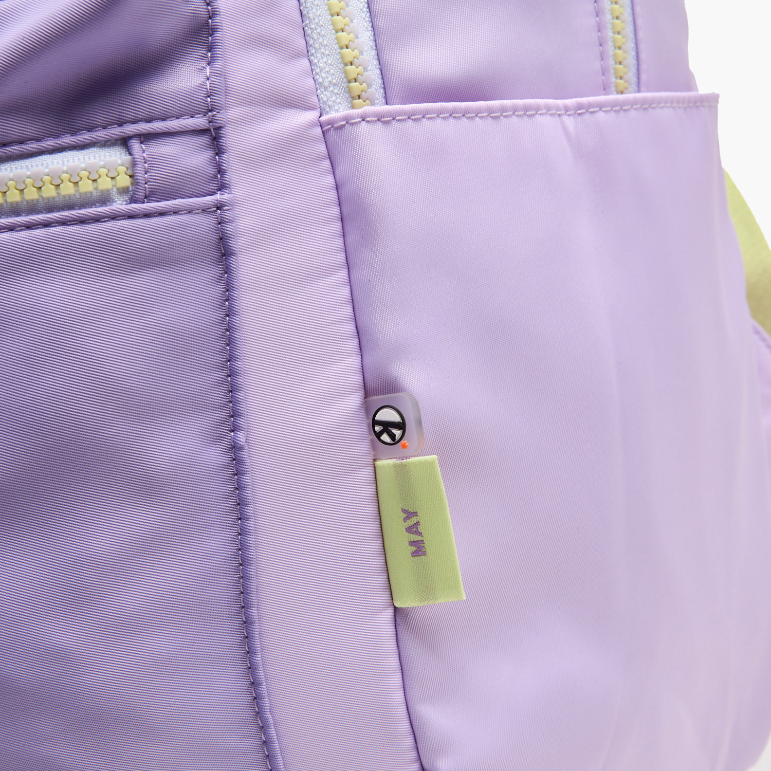 شنطة ظهر سادة بجيب لقارورة المياه من 8-13 سنة من ماي فير - 18 بوصة-school-bagsandbackpacks-backpacks-image-3