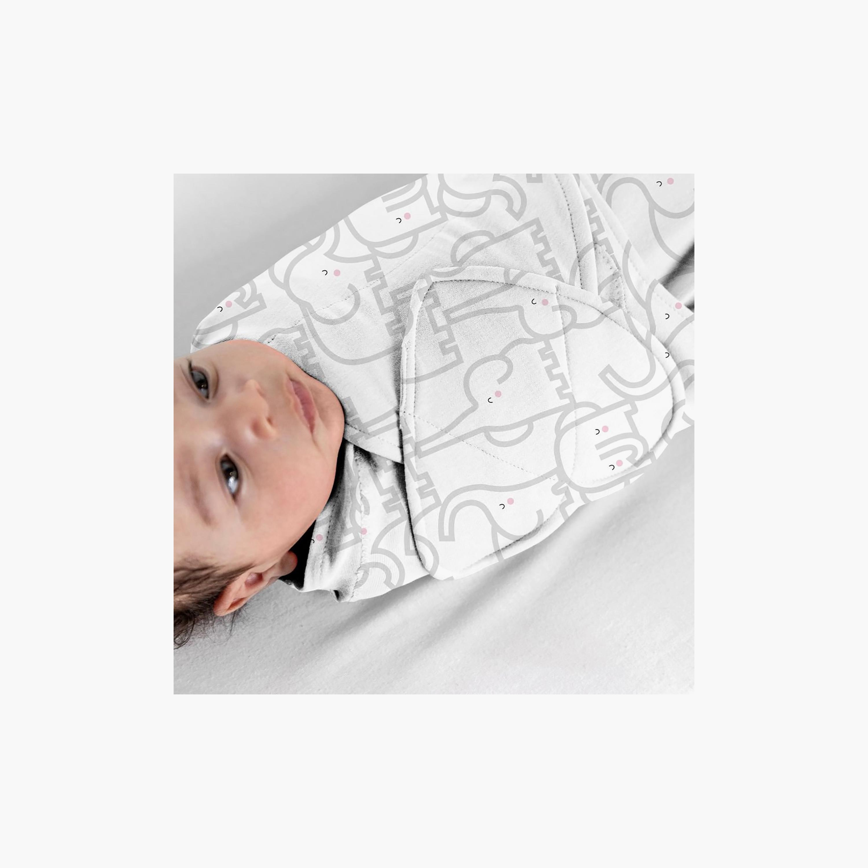طقم قماط 3 قطع سوادل مي بتصميم مونوغرام لعمر 0-3 أشهر من إنجينويتي-baby-nursery-blanketsandswaddles-swaddlesandsleepingbags-image-2