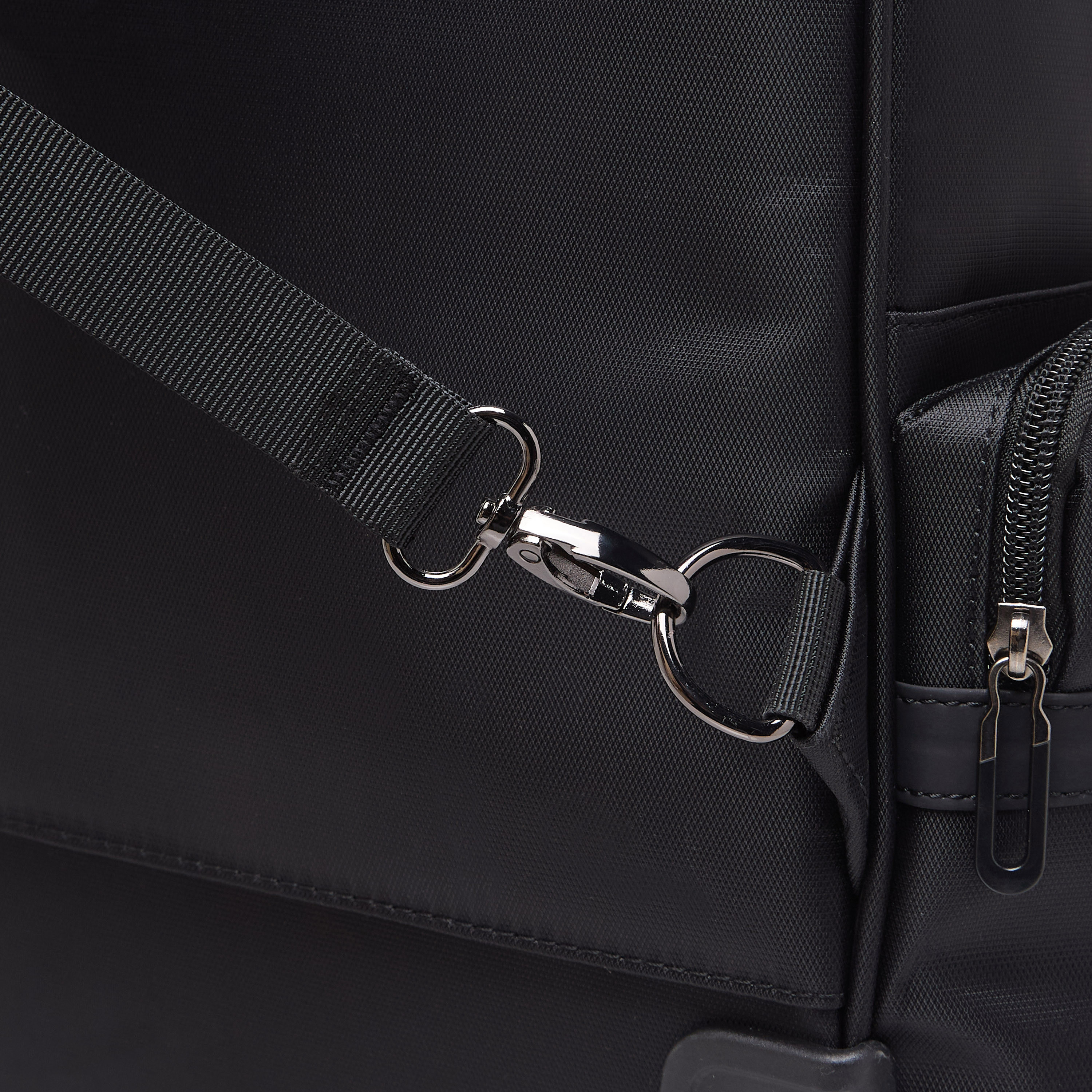 شنطة ترولي سادة بمقبض قابل للسحب للأولاد بعمر 8 -13 سنة - 18.5 بوصة-school-bagsandbackpacks-trolleybags-image-13