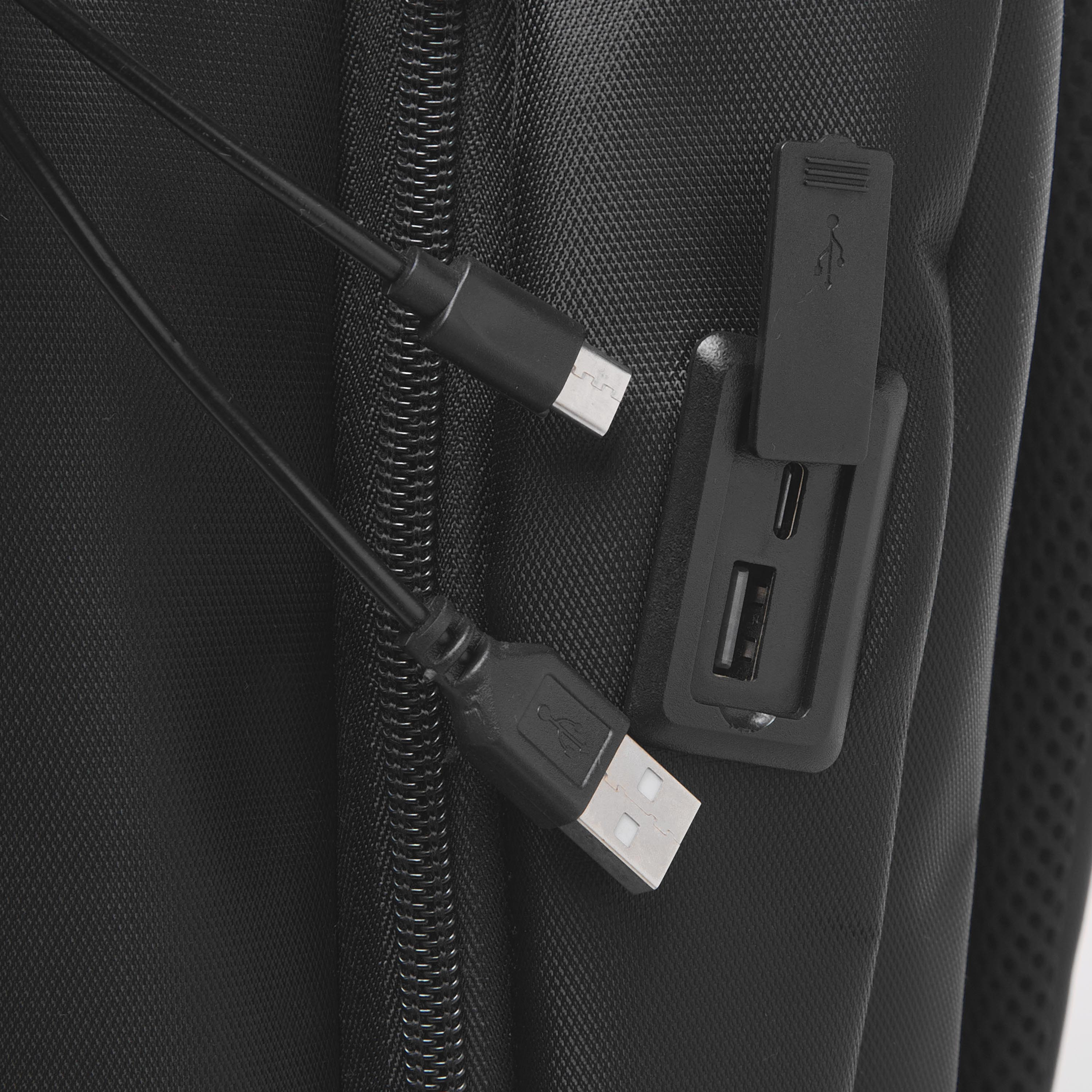 شنطة ظهر سادة بأحزمة مبطنة للأولاد بعمر 8-13سنة - 18.5 بوصة-school-bagsandbackpacks-backpacks-image-5