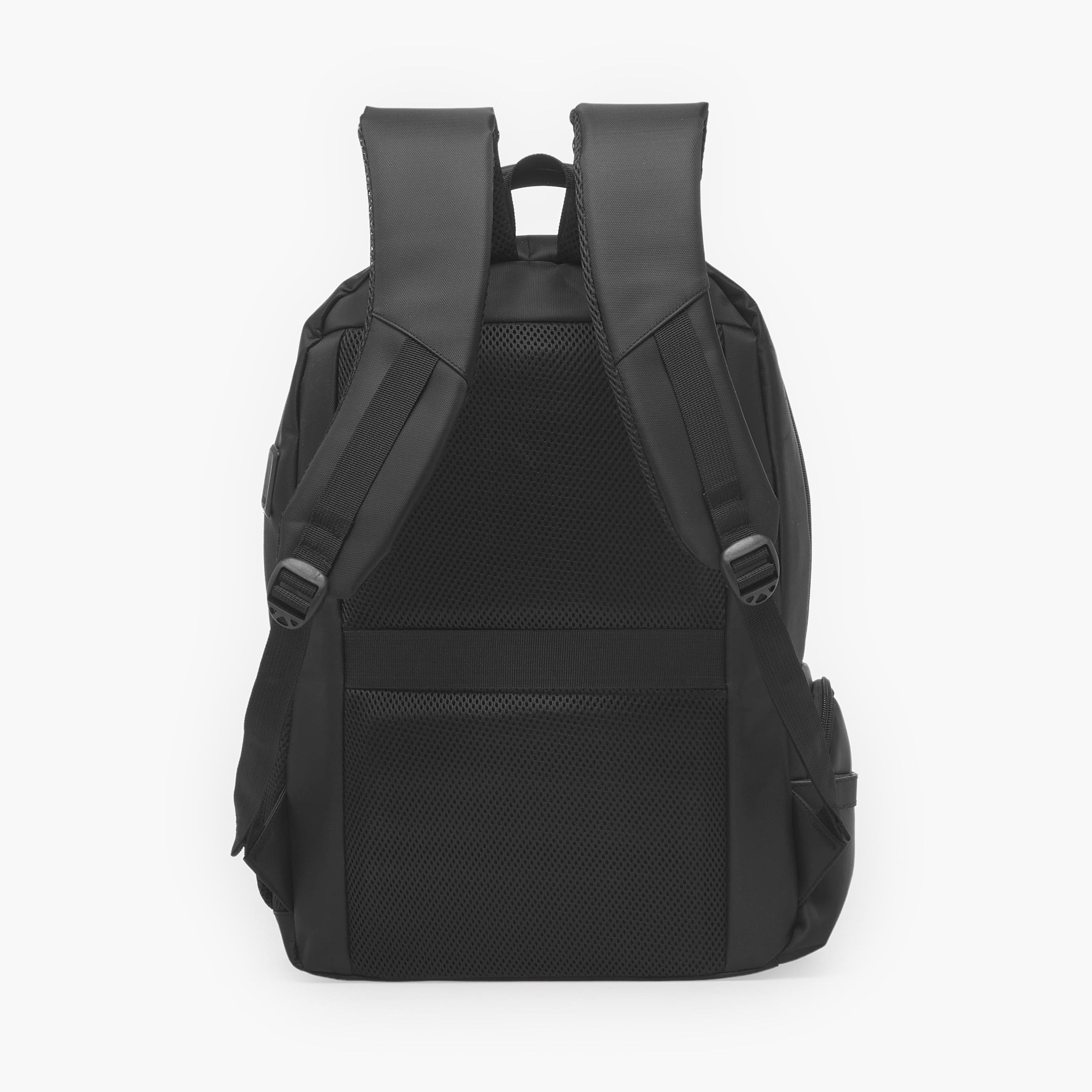 شنطة ظهر سادة بأحزمة مبطنة للأولاد بعمر 8-13سنة - 18.5 بوصة-school-bagsandbackpacks-backpacks-image-9