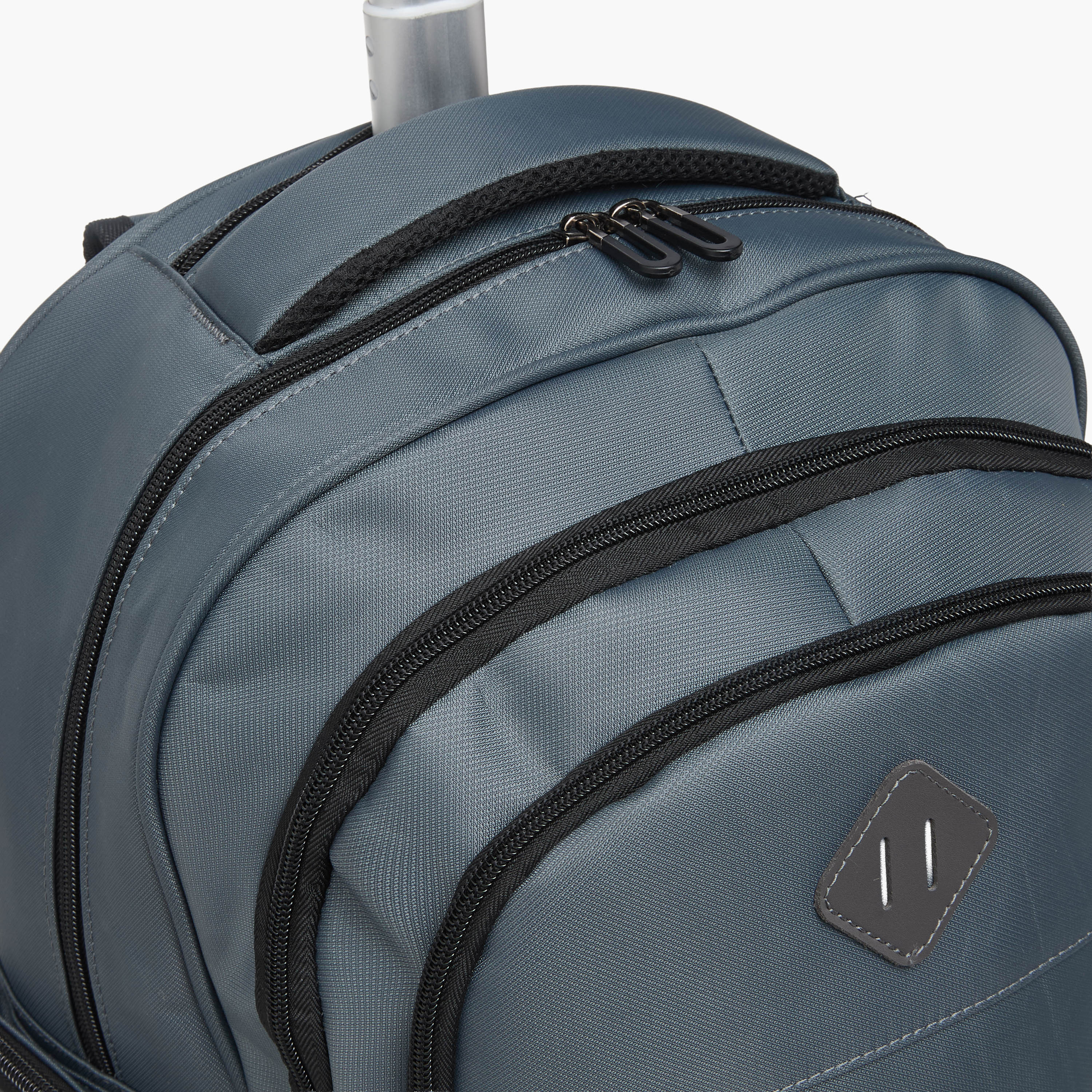 شنطة ظهر ترولي سادة بمقبض سحب للأولاد من 8 - 13 سنة - 18 بوصة-school-bagsandbackpacks-trolleybags-image-5