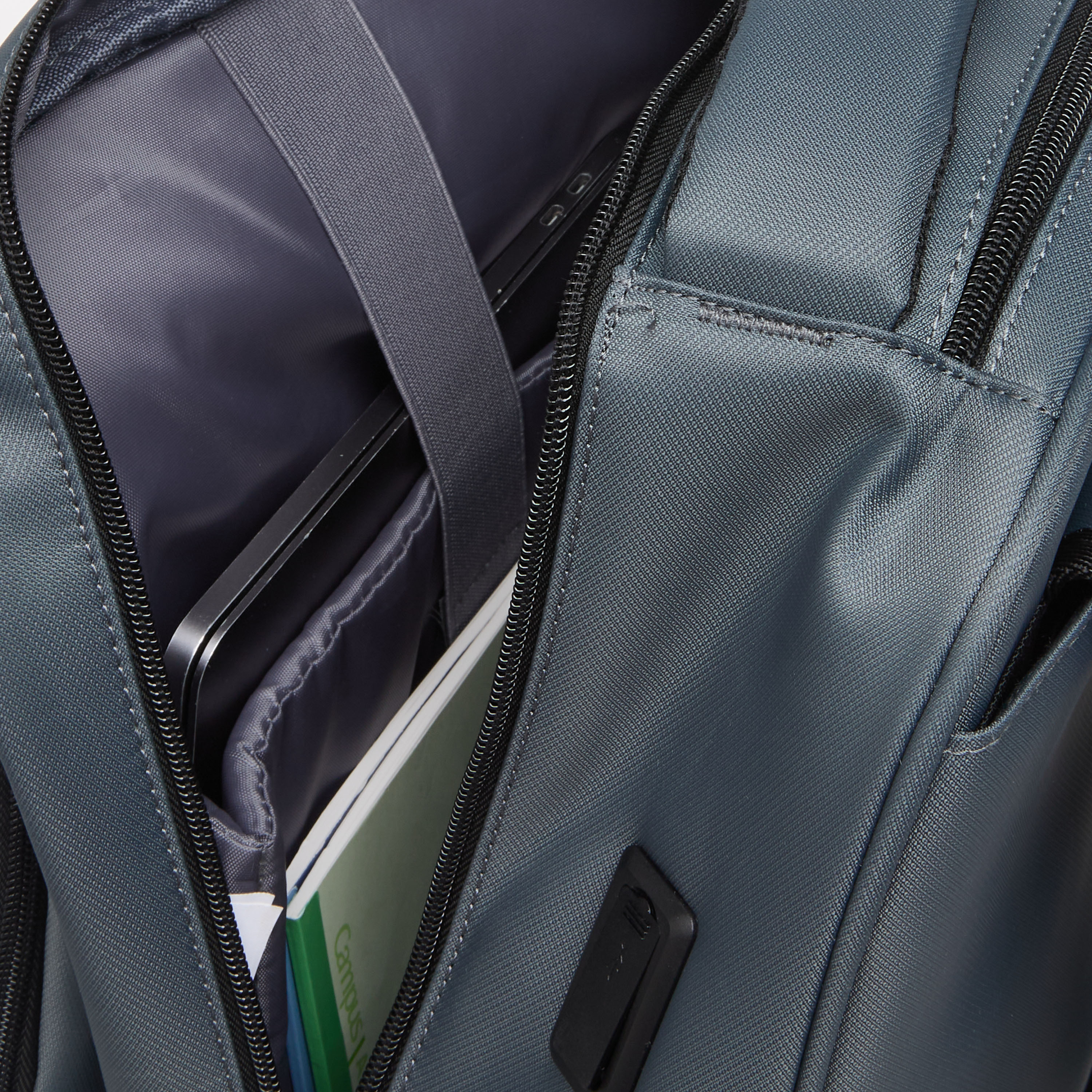 شنطة ظهر ترولي سادة بمقبض سحب للأولاد من 8 - 13 سنة - 18 بوصة-school-bagsandbackpacks-trolleybags-image-8
