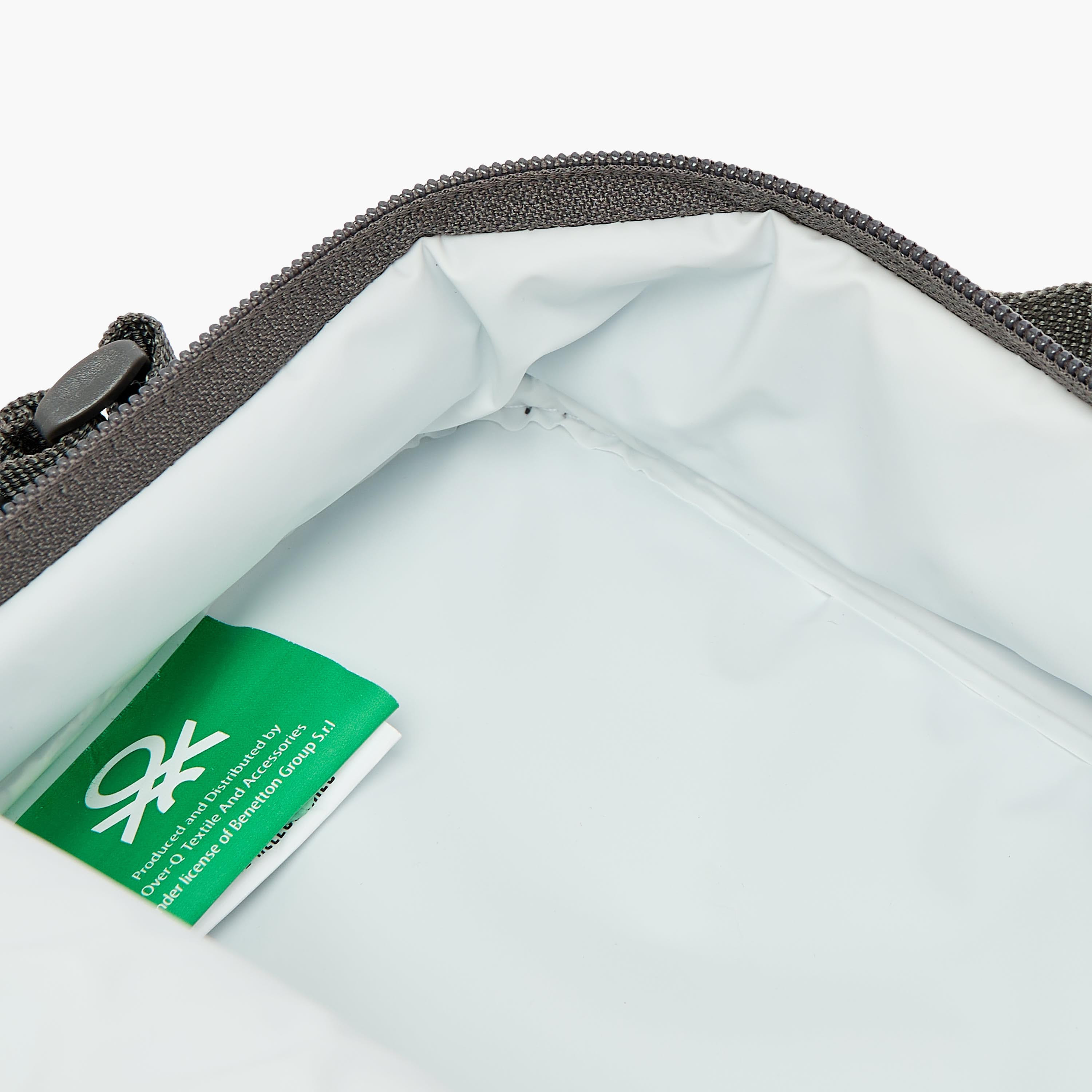 United Colors of Benetton Solid Lunch Bag for Boys 8-13 Years with Insulation-school-lunchessentials-lunchbags-image-4