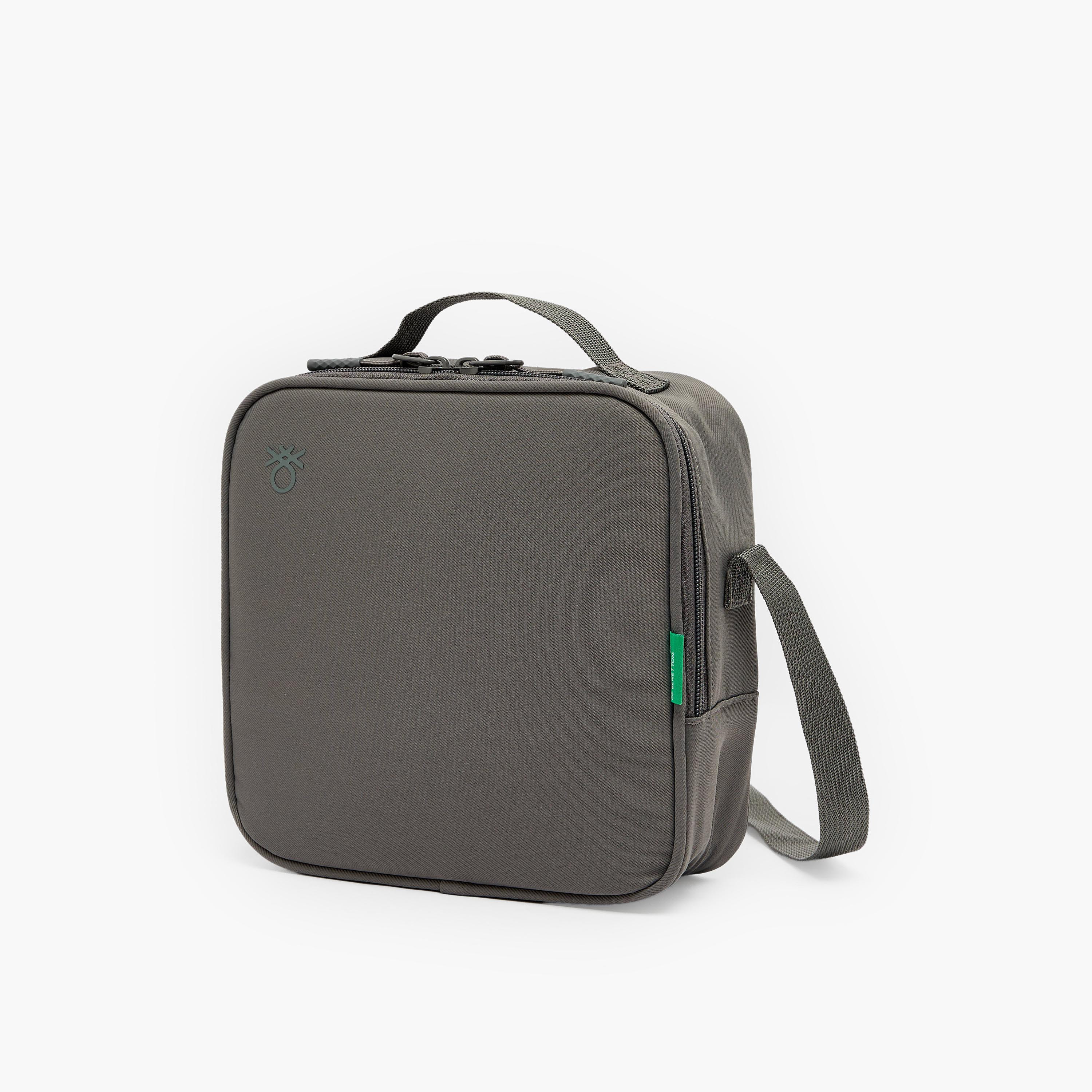 United Colors of Benetton Solid Lunch Bag for Boys 8-13 Years with Insulation-school-lunchessentials-lunchbags-image-5