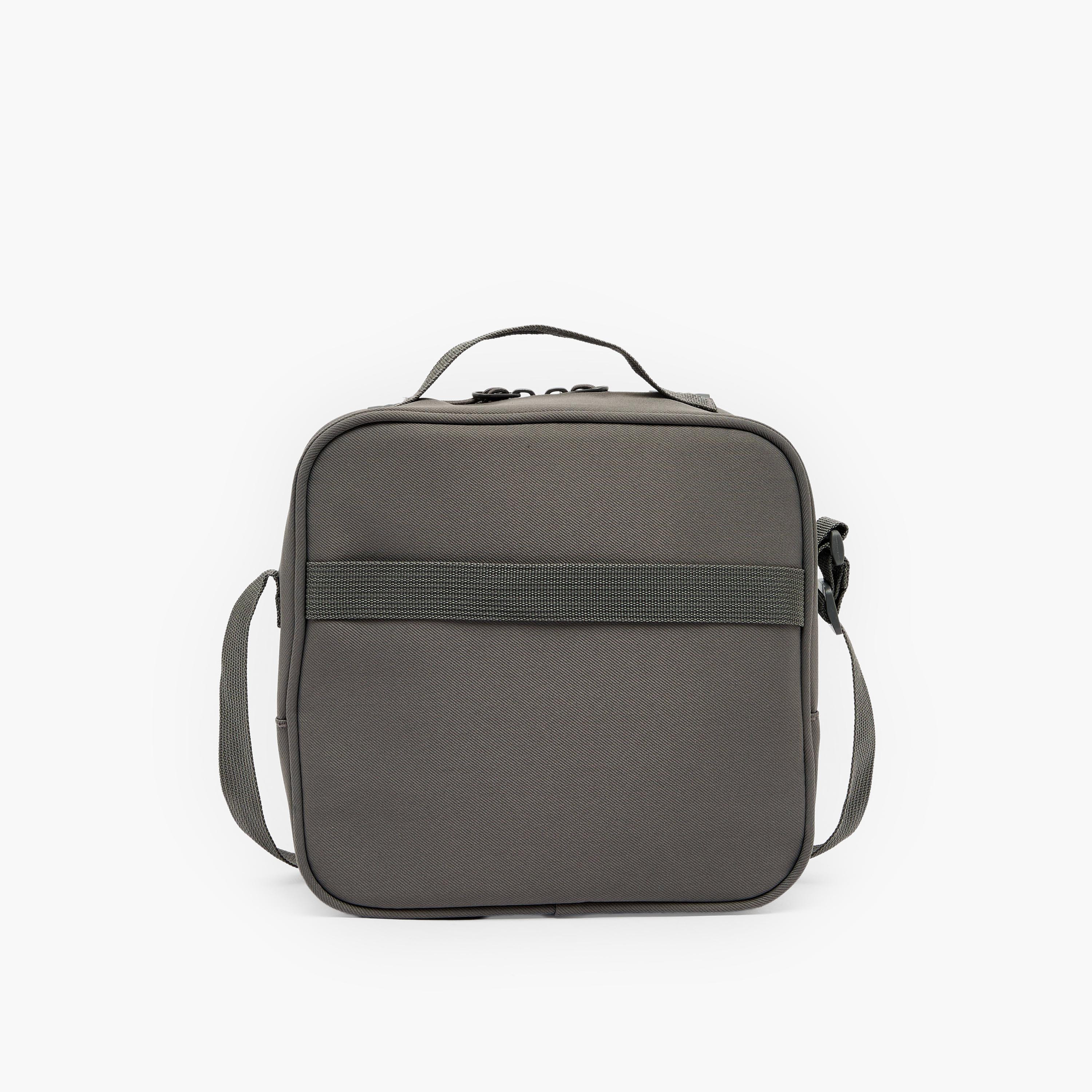 United Colors of Benetton Solid Lunch Bag for Boys 8-13 Years with Insulation-school-lunchessentials-lunchbags-image-6