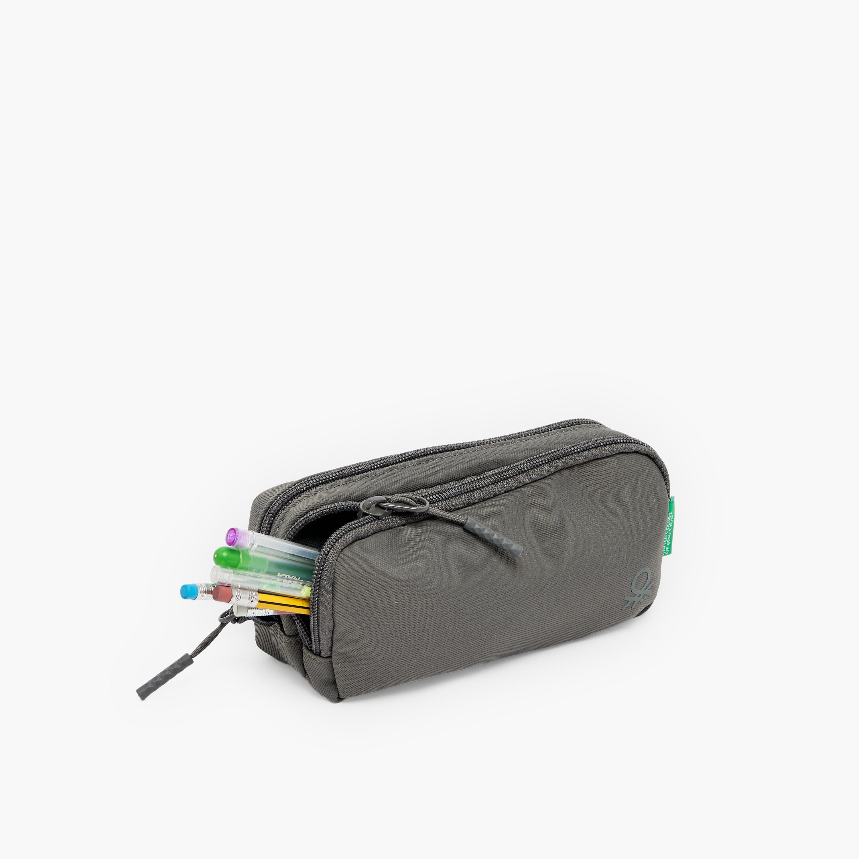 مقلمة سادة بقسمين من يونايتد كولورز أوف بينيتون-school-stationery-pencilcases-image-7