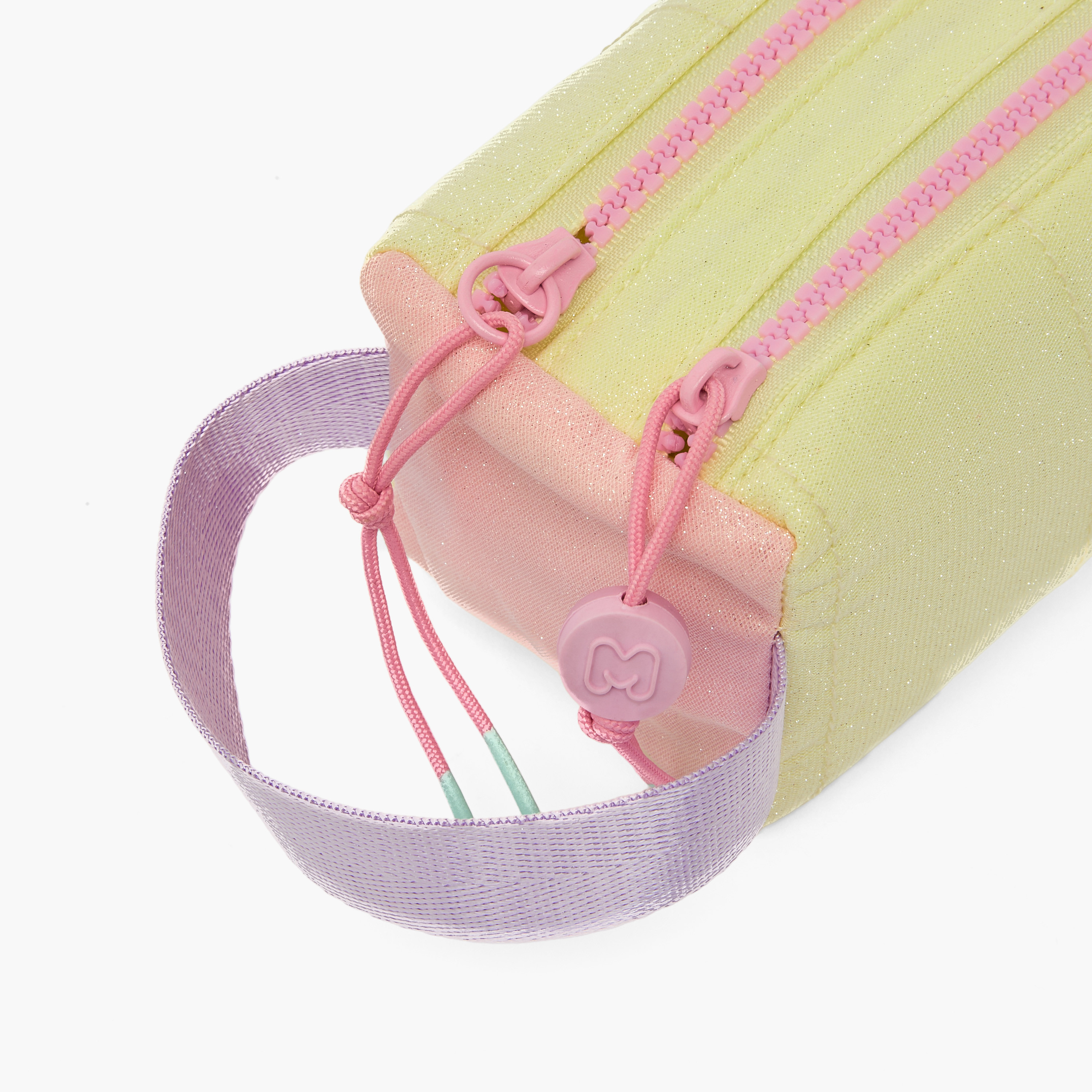 مقلمة بتفاصيل مزخرفة وقسمين من مارشميلو-school-stationery-pencilcases-image-8