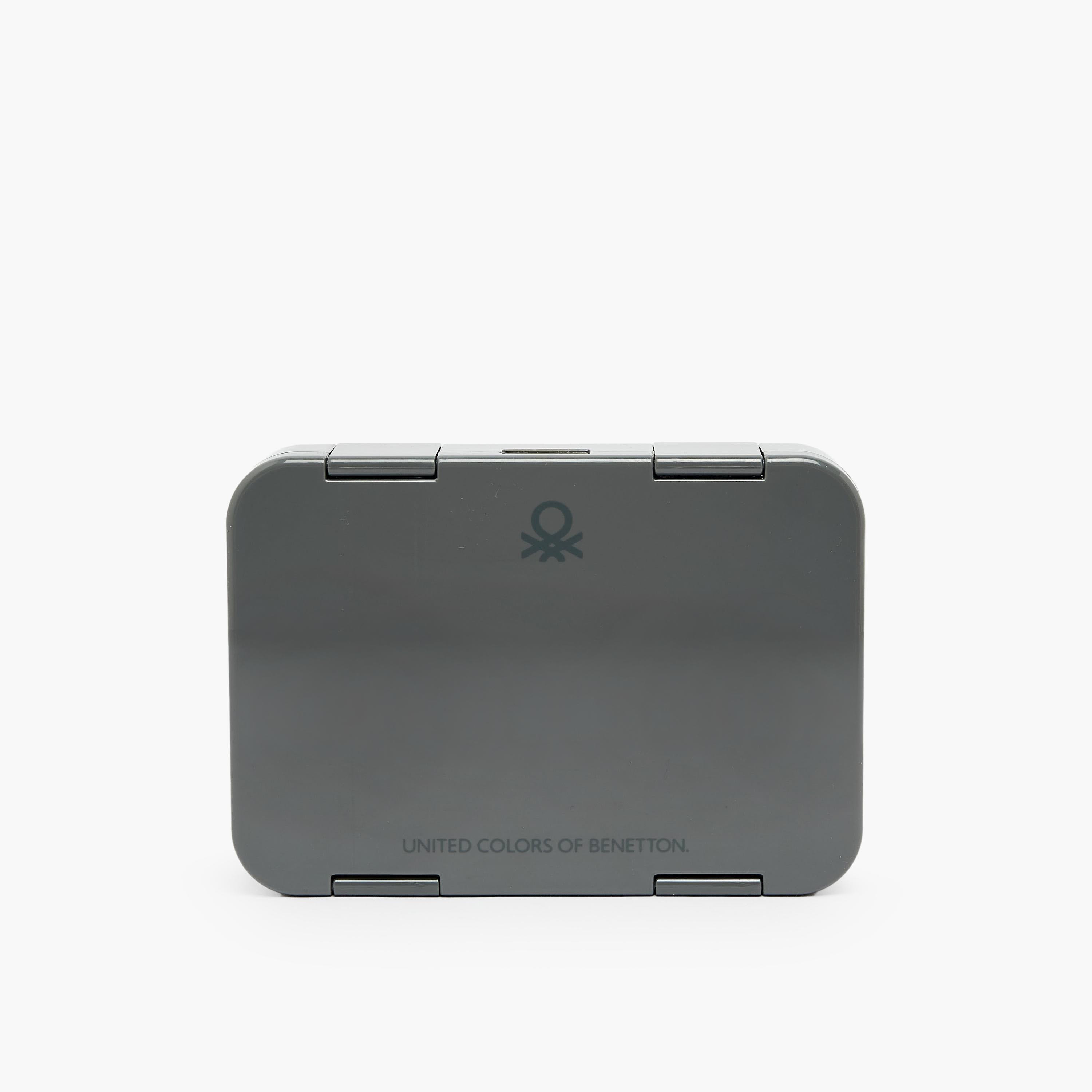 صندوق غداء سادة بـ6 أقسام للأولاد من يونايتد كولورز أوف بينيتون - 810 مل-school-lunchessentials-lunchboxes-image-2
