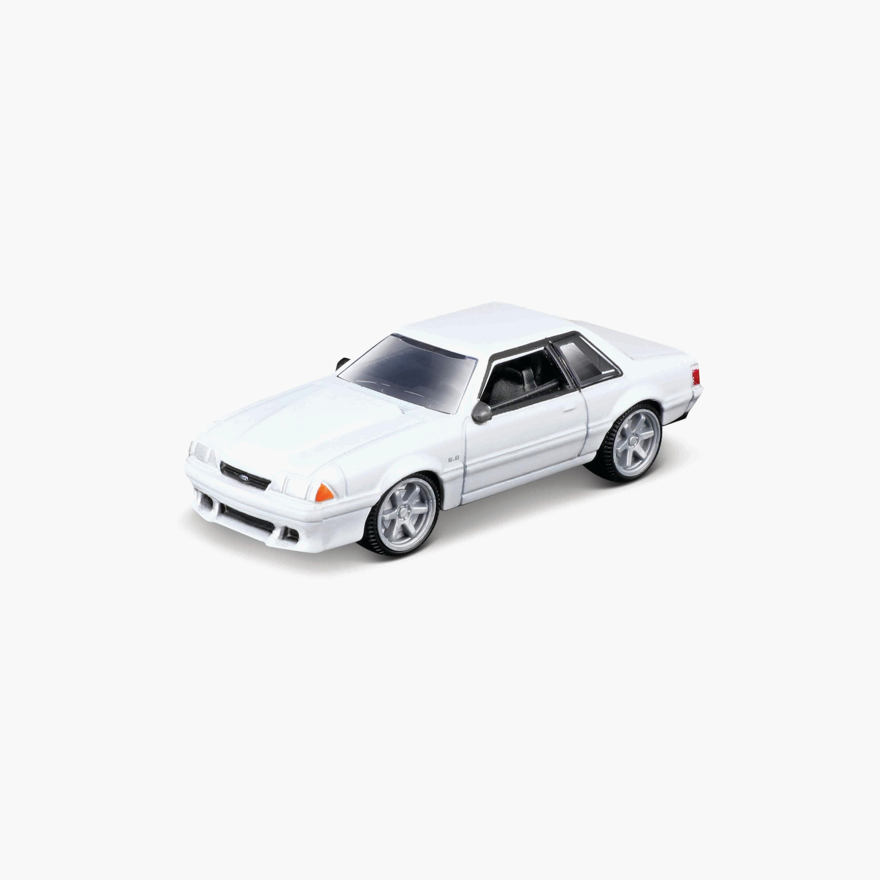 مجموعة لعب سيارات مصبوبة 5 قطع 1:64 من ببوراجو-toys-carsandvehicles-image-6