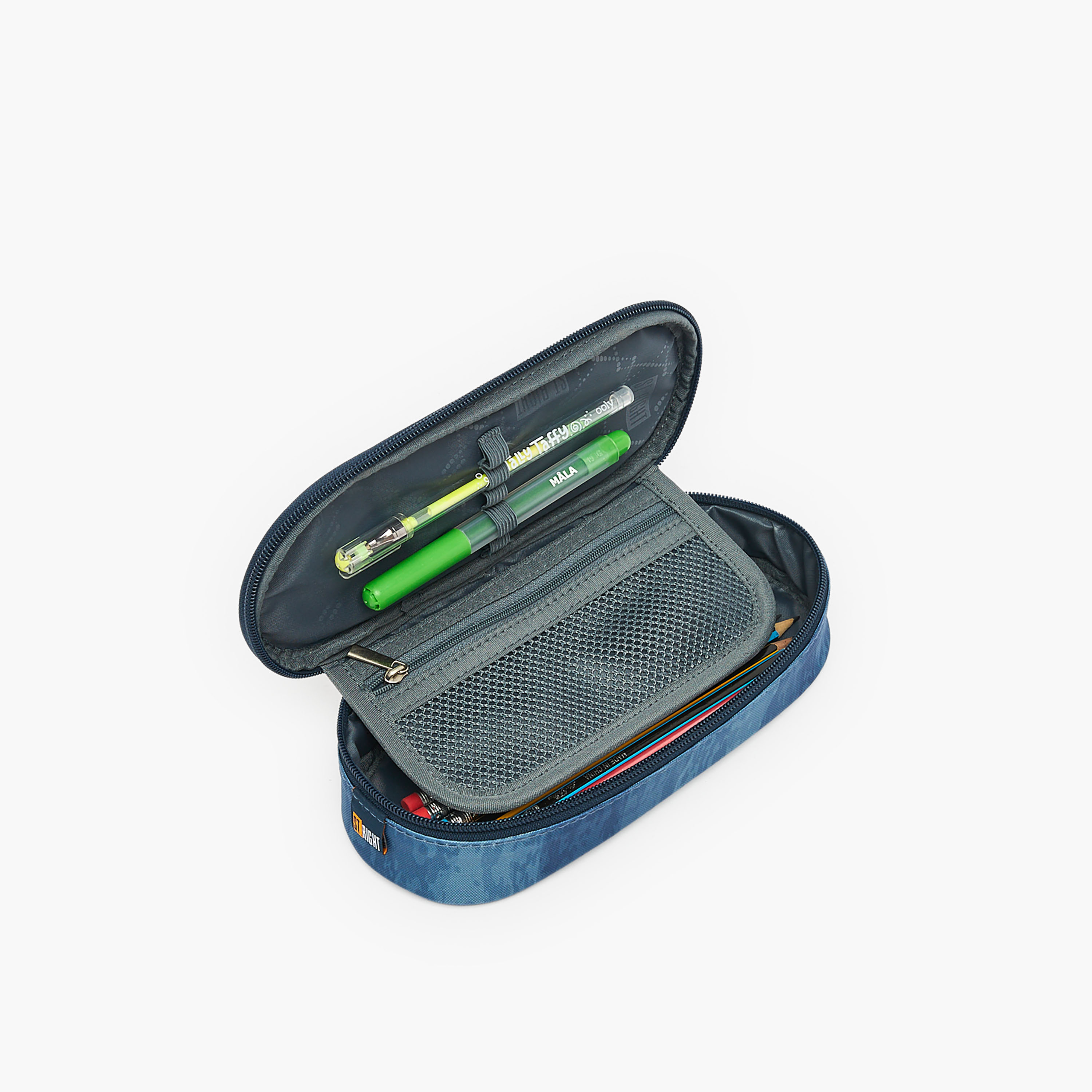 مقلمة بسحاب إغلاق وطبعات كرة قدم من إس تي رايت-school-stationery-pencilcases-image-6