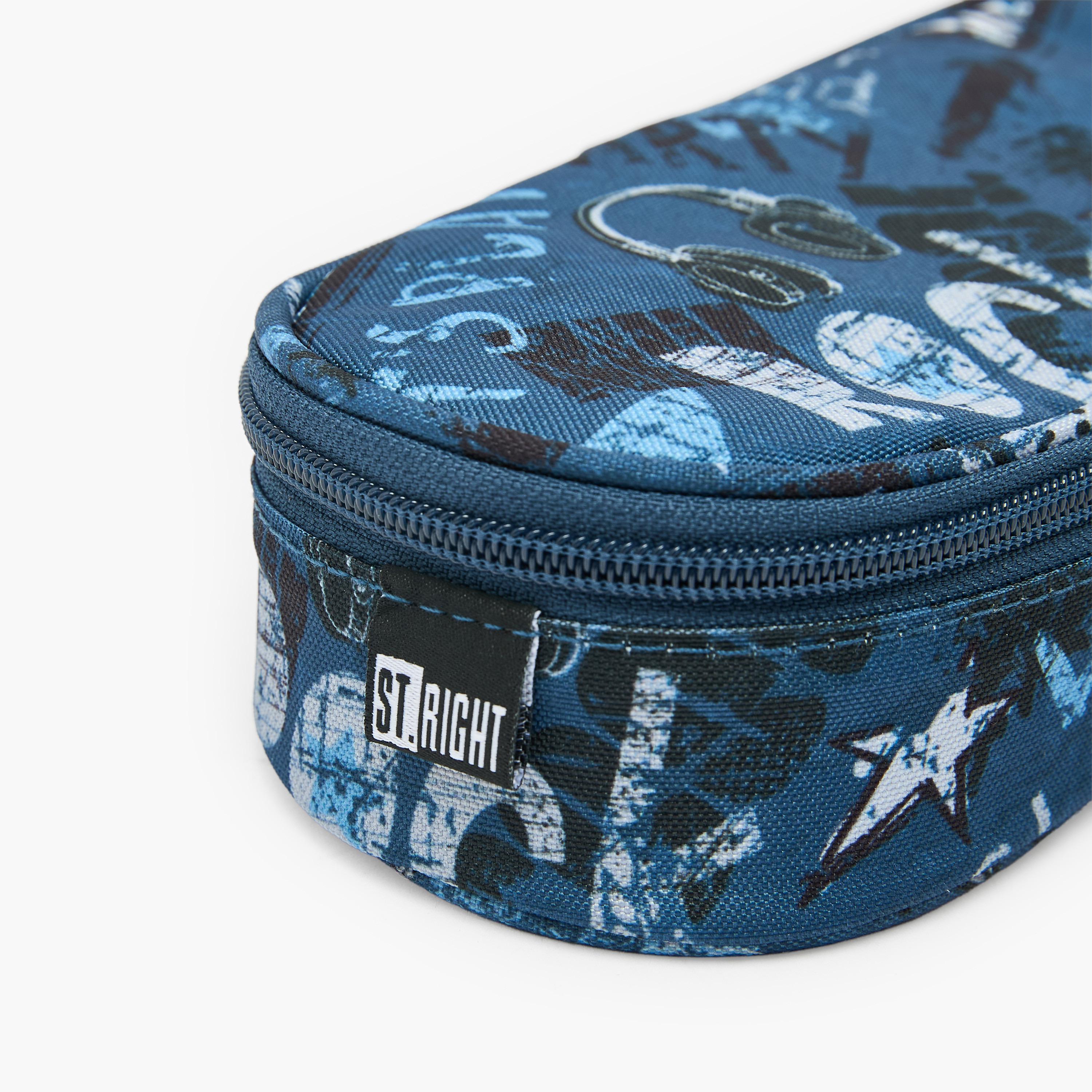 مقلمة بطبعات جرافيتي وسحاب إغلاق من أس تي رايت-school-stationery-pencilcases-image-5