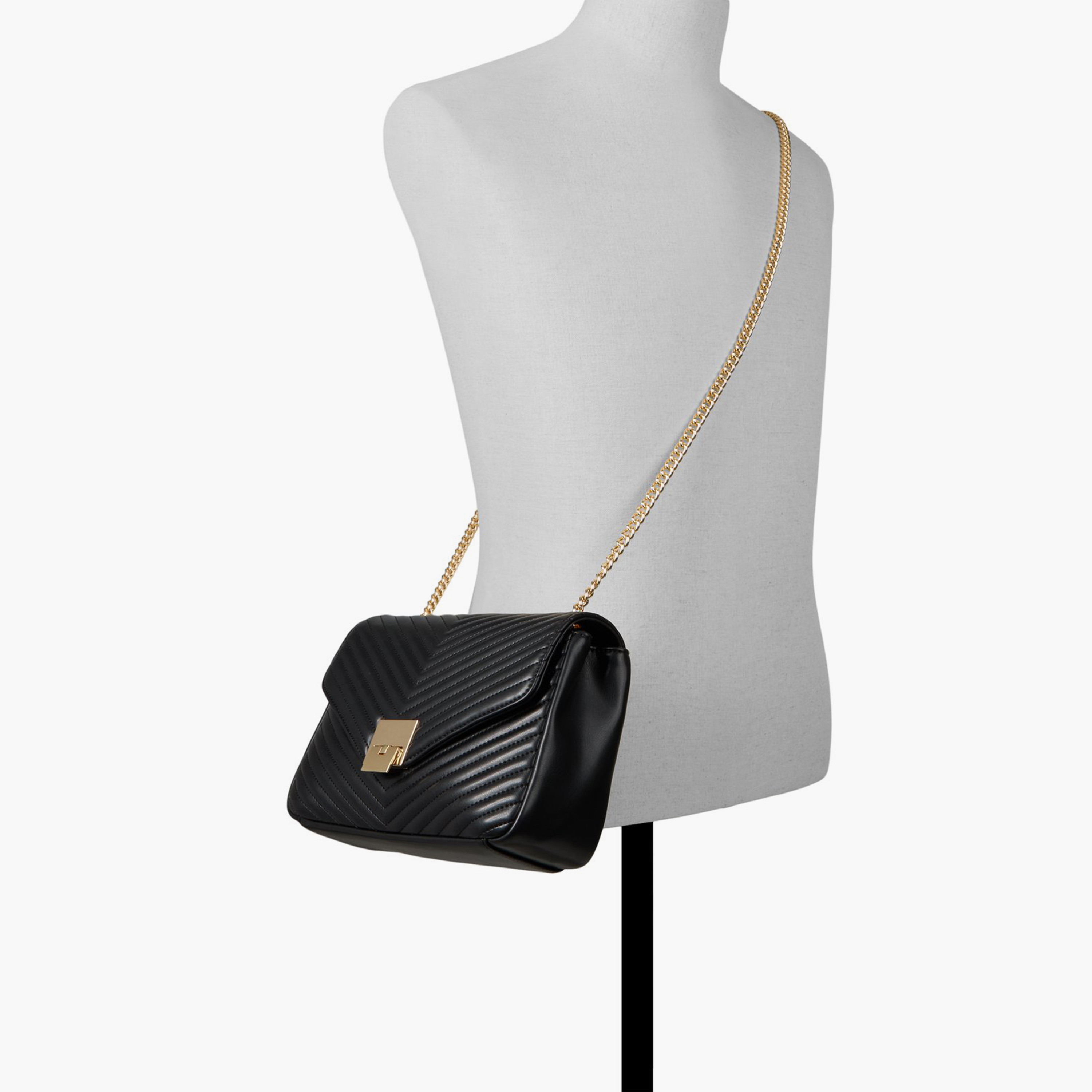كول ات سبرينغ - شنطة كتف مبطنة بقفل دوار وحزام سلسلة | 24 × 10 × 17 سم-women-bagsandwallets-handbags-image-4