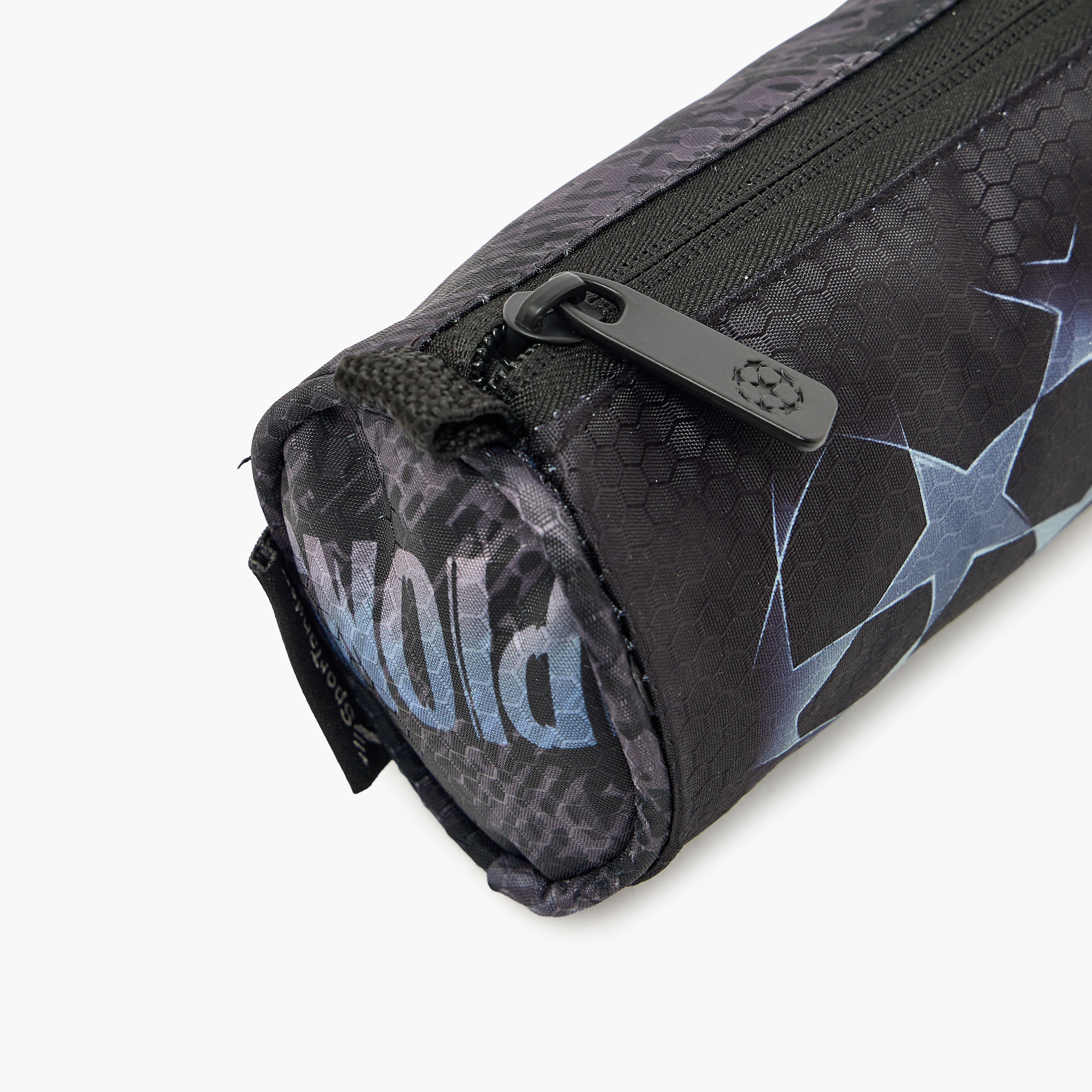 مقلمة بطبعات تشامبيونز ليج بسحّاب إغلاق-school-stationery-pencilcases-image-4