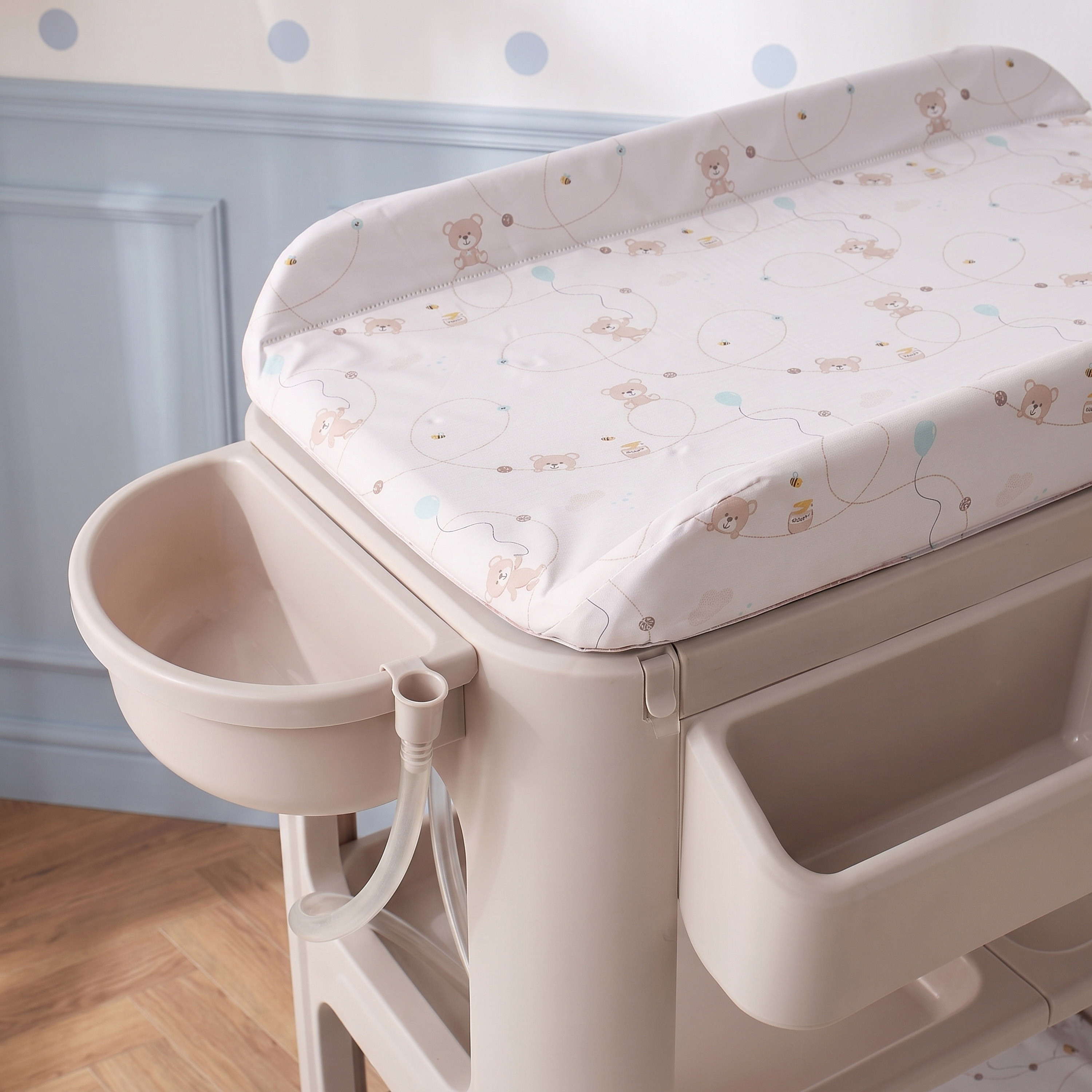 طاولة غيار بطبعات سفاري من جونيورز - 62x79x97 سم-baby-bathandcare-changingtables-image-4