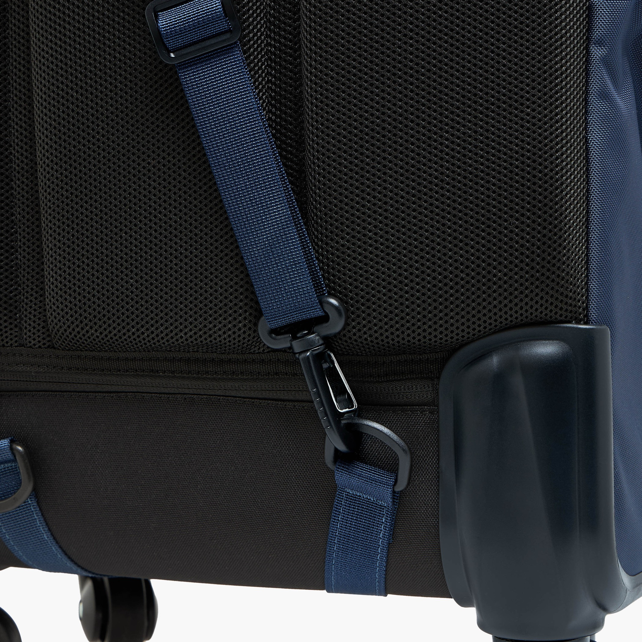 شنطة سادة بعجلات ومقبض قابل للسحب للأطفال من 13 سنة من لي كوبر-school-bagsandbackpacks-trolleybags-image-11