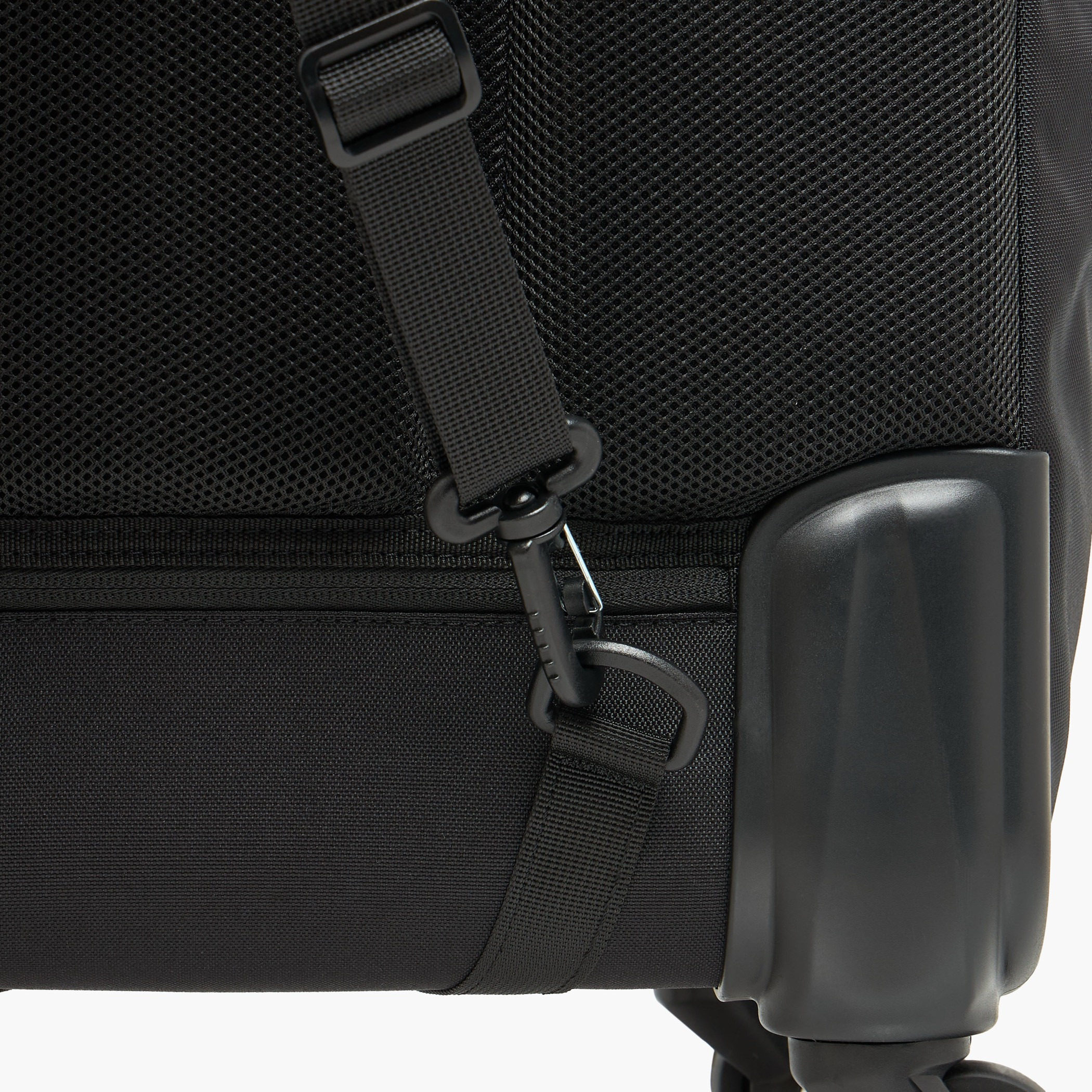 شنطة سادة بعجلات ومقبض قابل للسحب للأطفال من 13 سنة من لي كوبر-school-bagsandbackpacks-trolleybags-image-11