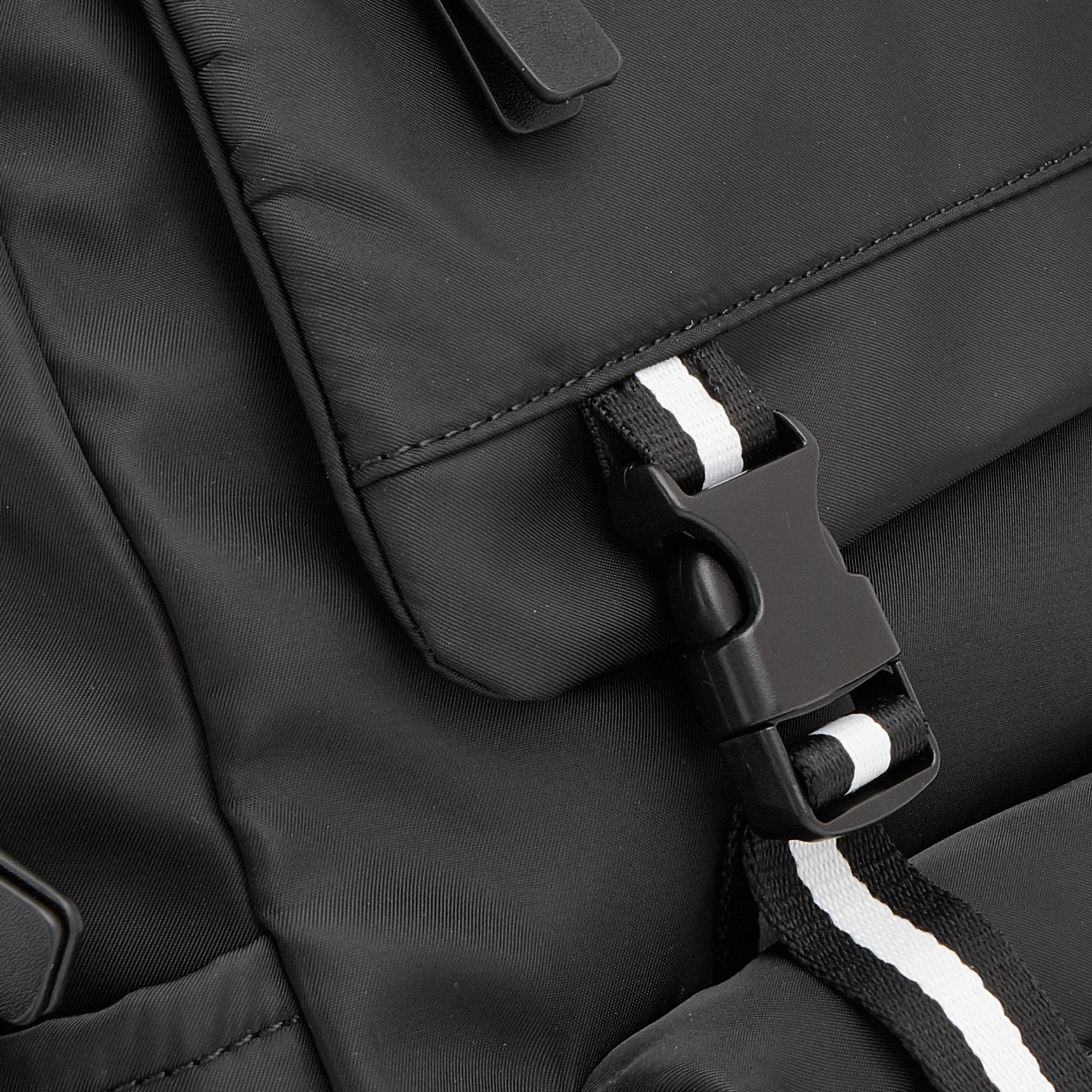 شنطة ظهر سادة بإبزيم إغلاق من لي كوبر-school-bagsandbackpacks-backpacks-image-3