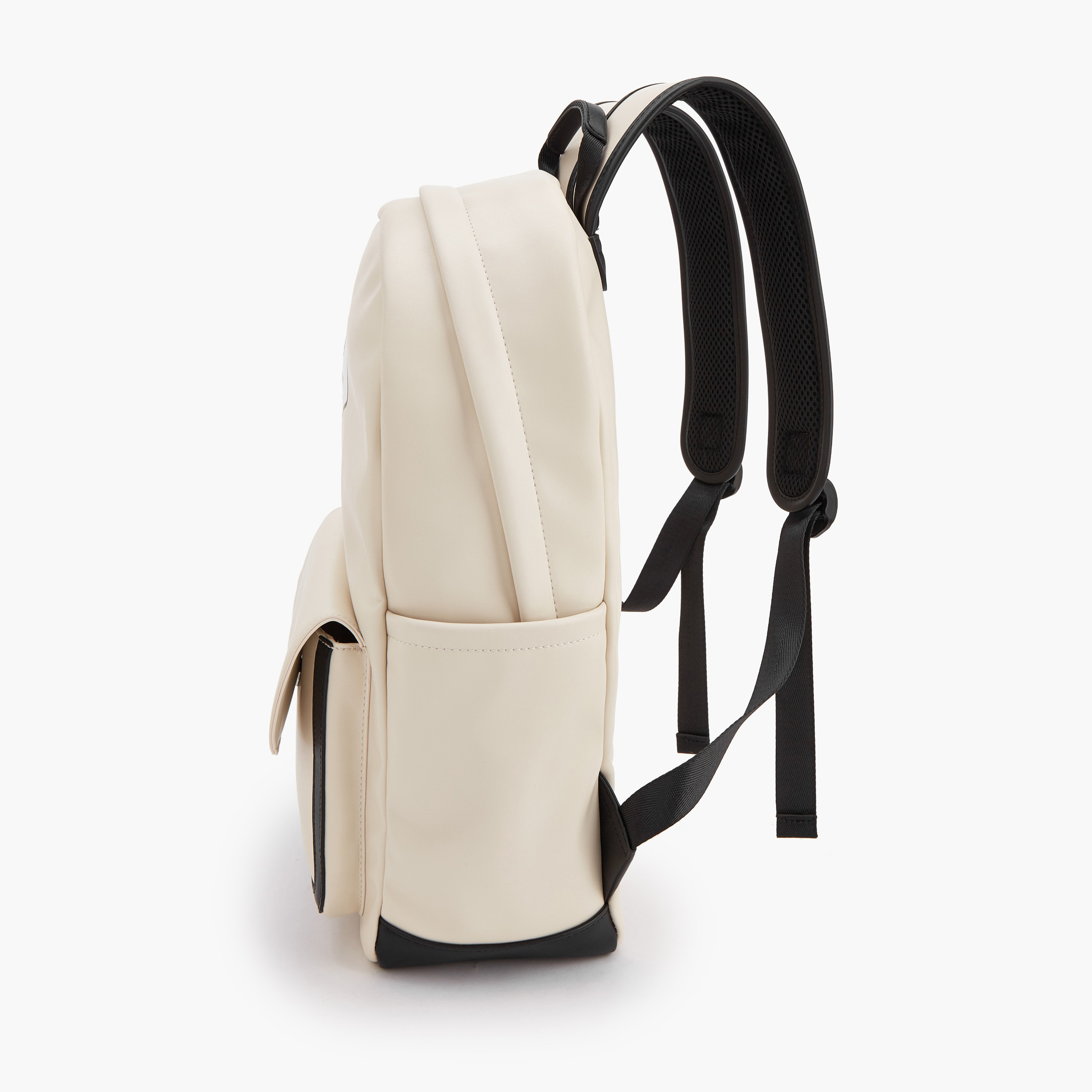 شنطة ظهر بحمالات كتف قابلة للتعديل وطبعات شعار من لي كوبر-women-bagsandwallets-backpacks-image-6