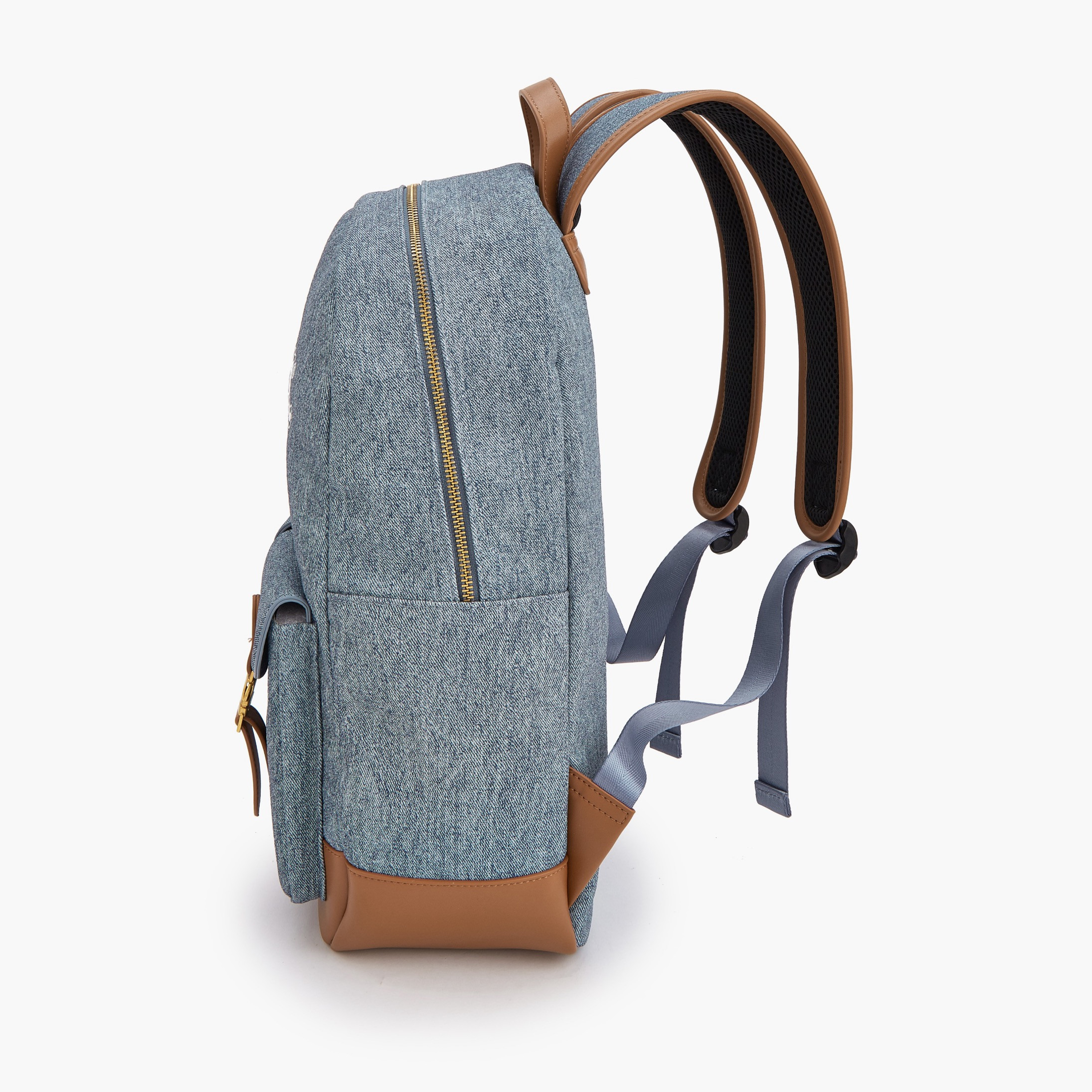 شنطة ظهر بحمالات كتف قابلة للتعديل وطبعات شعار من لي كوبر-women-bagsandwallets-backpacks-image-6