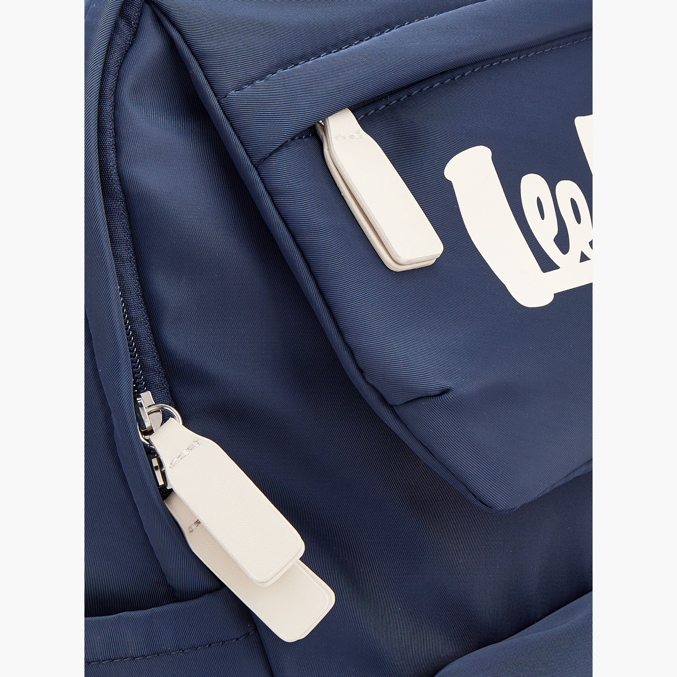 شنطة ظهر بطبعة الشعار مع أحزمة كتف قابلة للتعديل من لي كوبر-school-bagsandbackpacks-backpacks-image-3