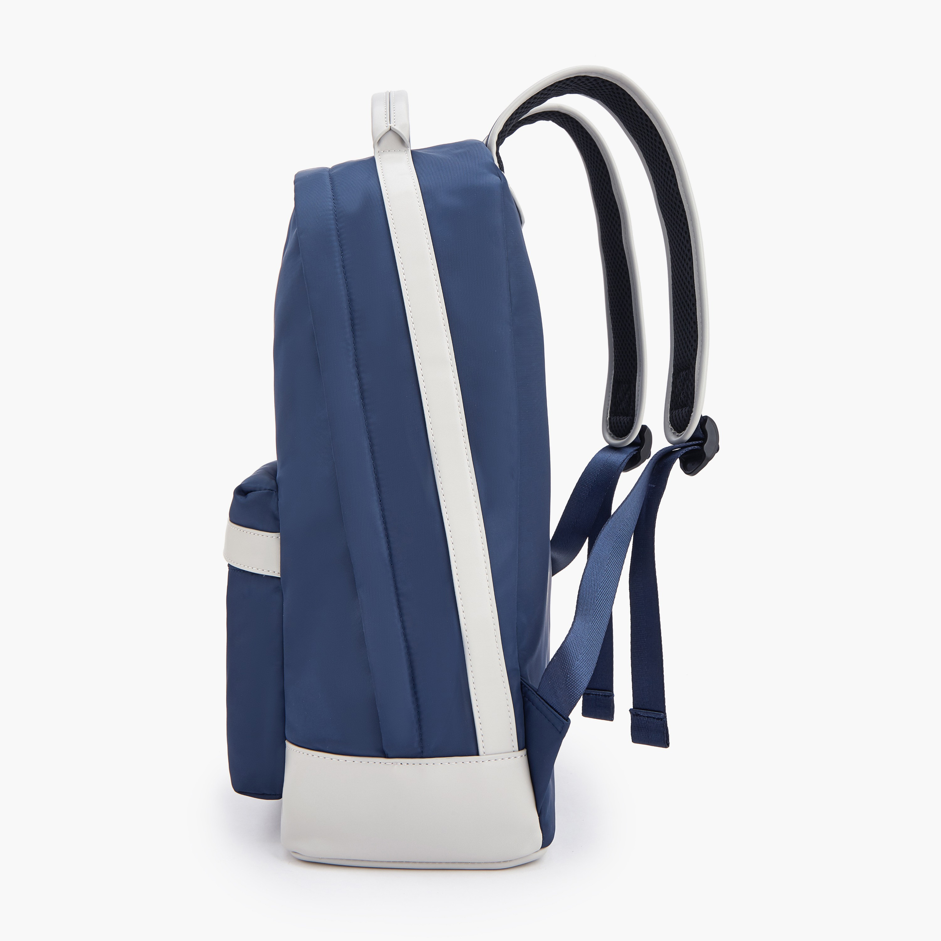 شنطة ظهر بأحزمة كتف قابلة للتعديل وطبعات الشعار من لي كوبر-school-bagsandbackpacks-backpacks-image-6