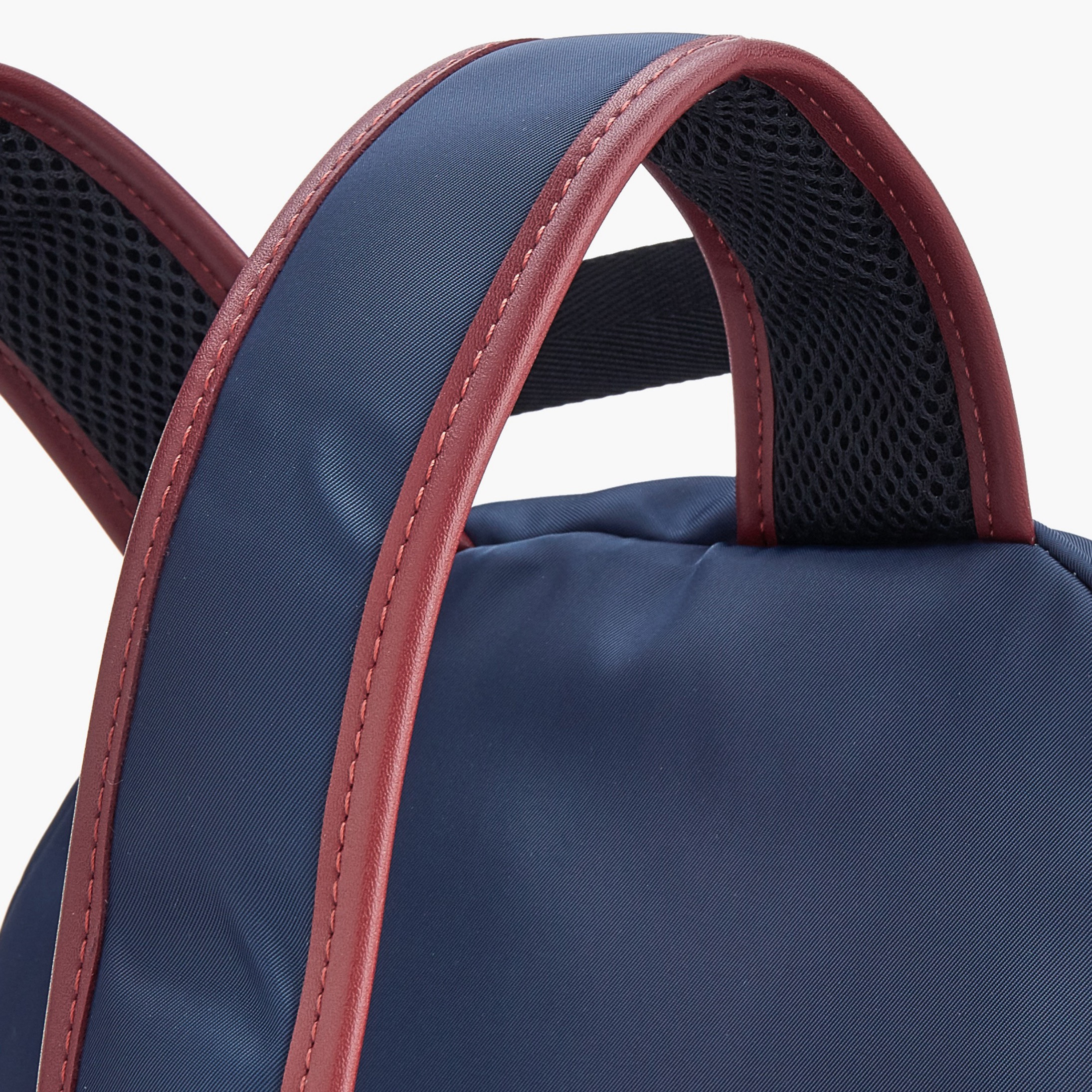 شنطة ظهر بجيب أمامي وطبعات الشعار من لي كوبر-school-bagsandbackpacks-backpacks-image-6