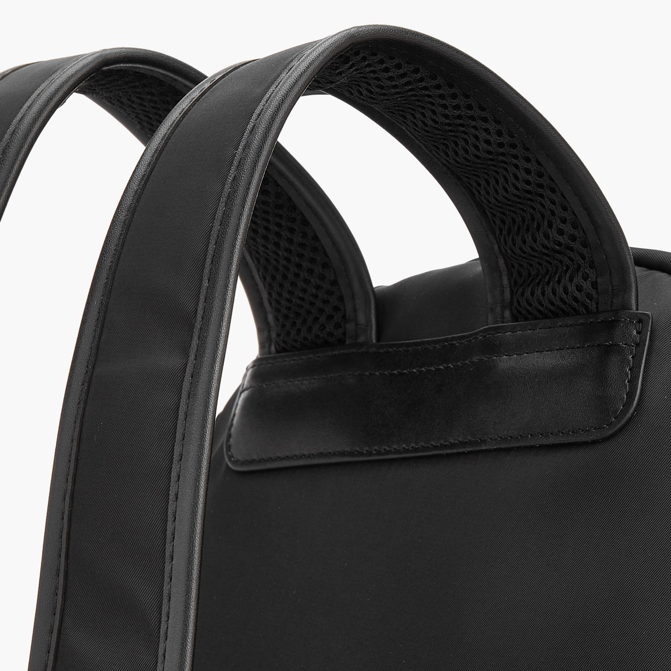 شنطة ظهر بأحزمة كتف قابلة للتعديل وطبعات الشعار من لي كوبر-school-bagsandbackpacks-backpacks-image-6