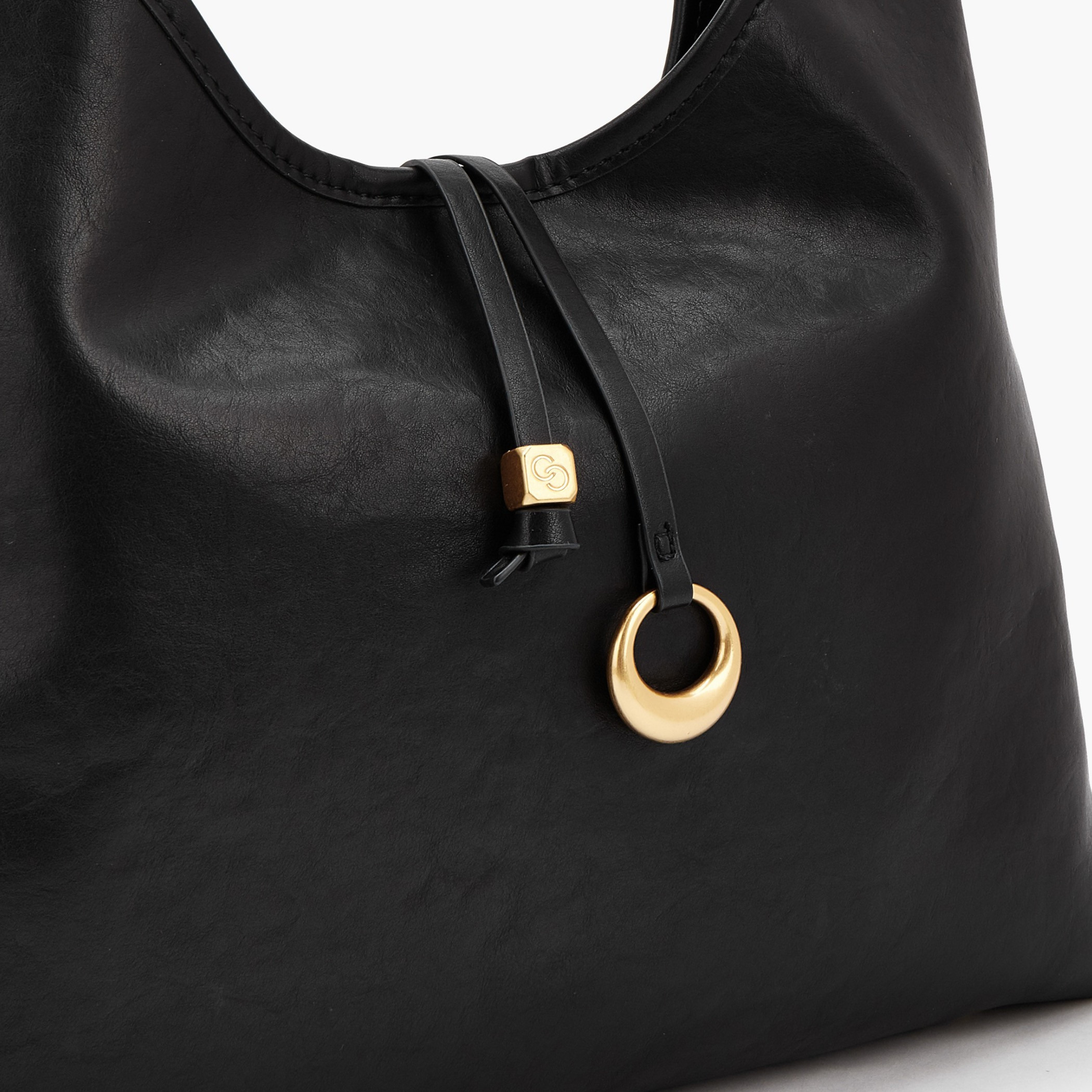 شنطة هوبو سادة مع شنطة صغيرة من سيليست-women-bagsandwallets-handbags-image-10
